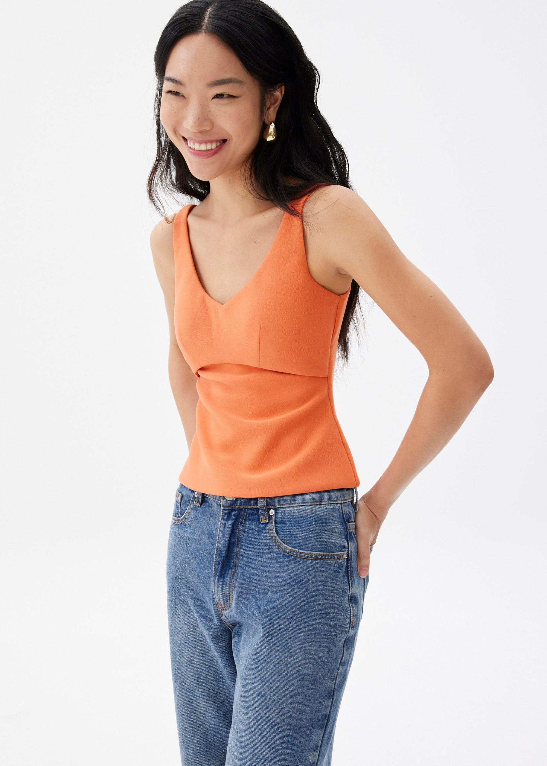 BraFree by LB Natalia Scoop Neck Fitted Top - Image 15