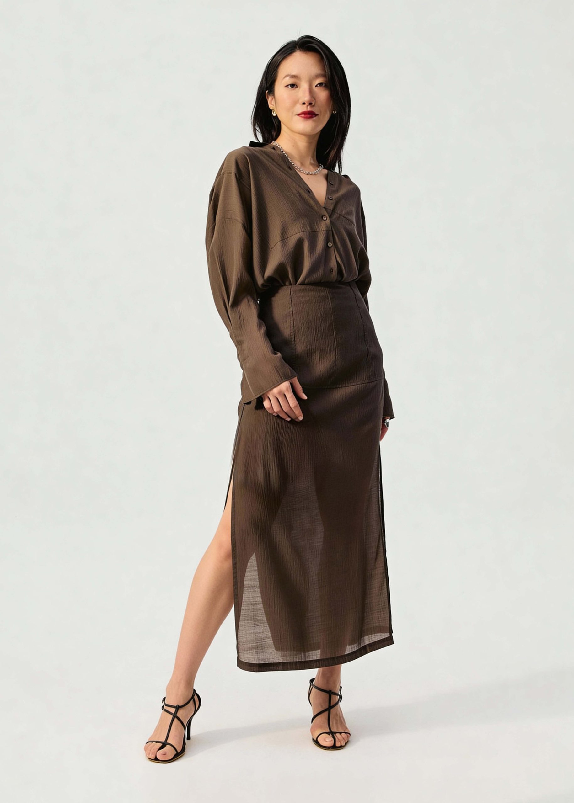 Oversized Sheer Lyocell Collared Poet Sleeve Blouse - Image 17