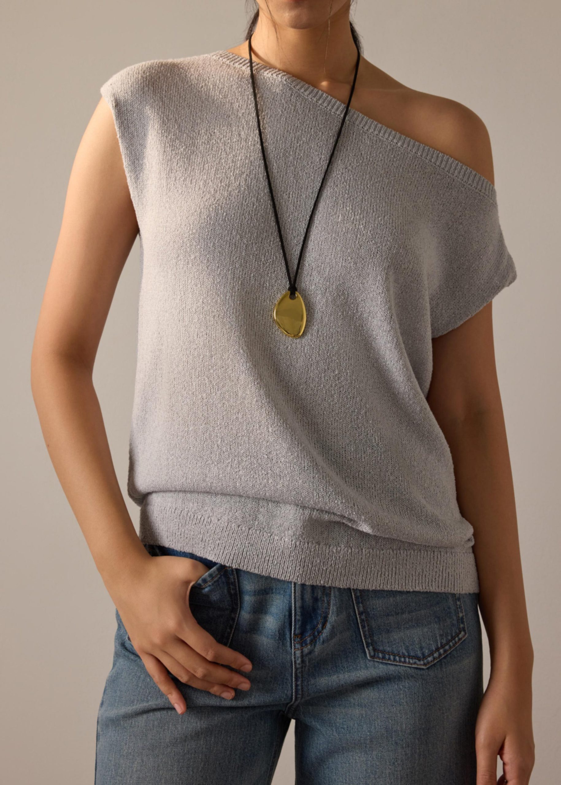 14K Gold Plated Asymmetric Pendant Cord Necklace