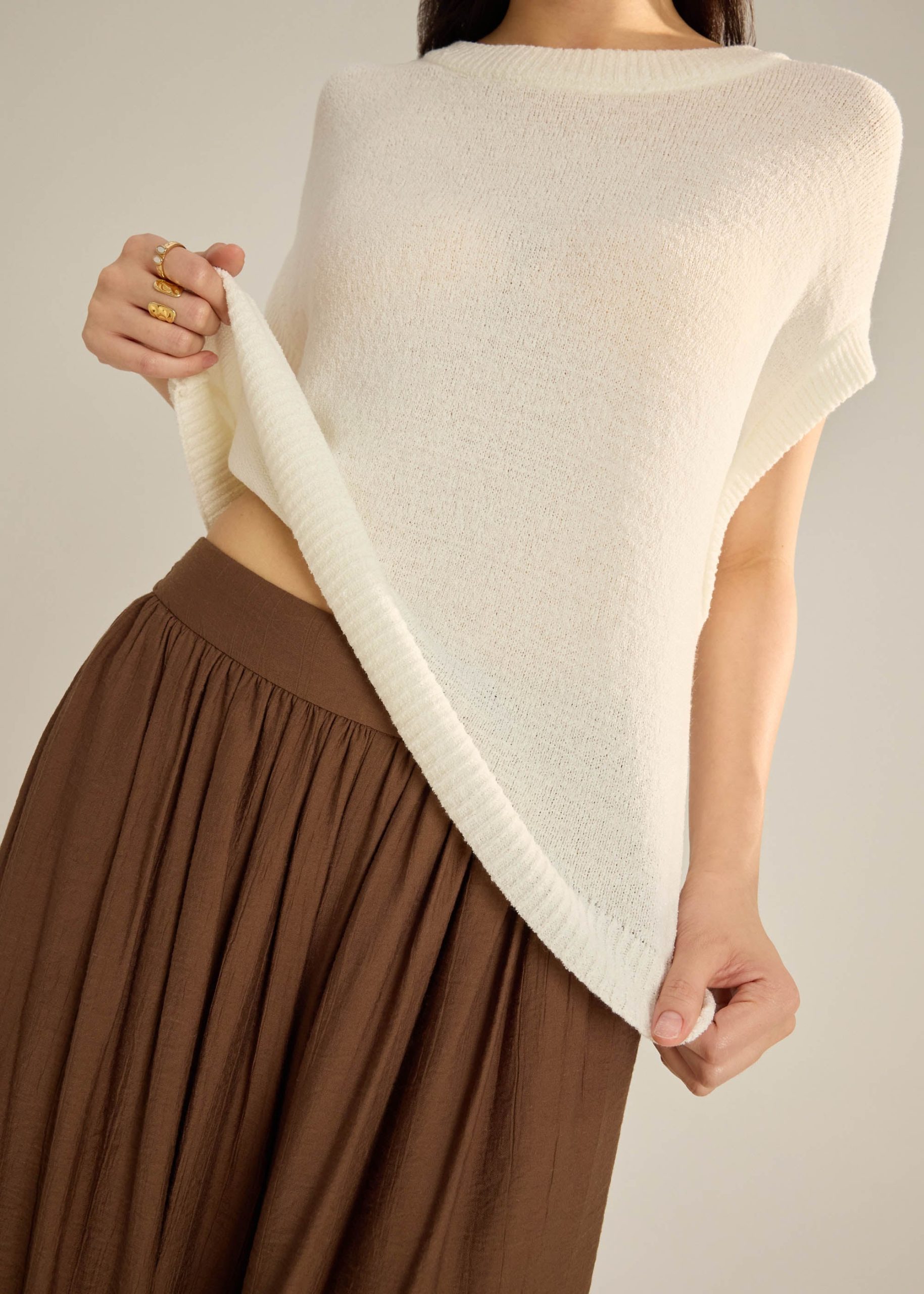 Knit Relaxed Round Neck Top - Image 12