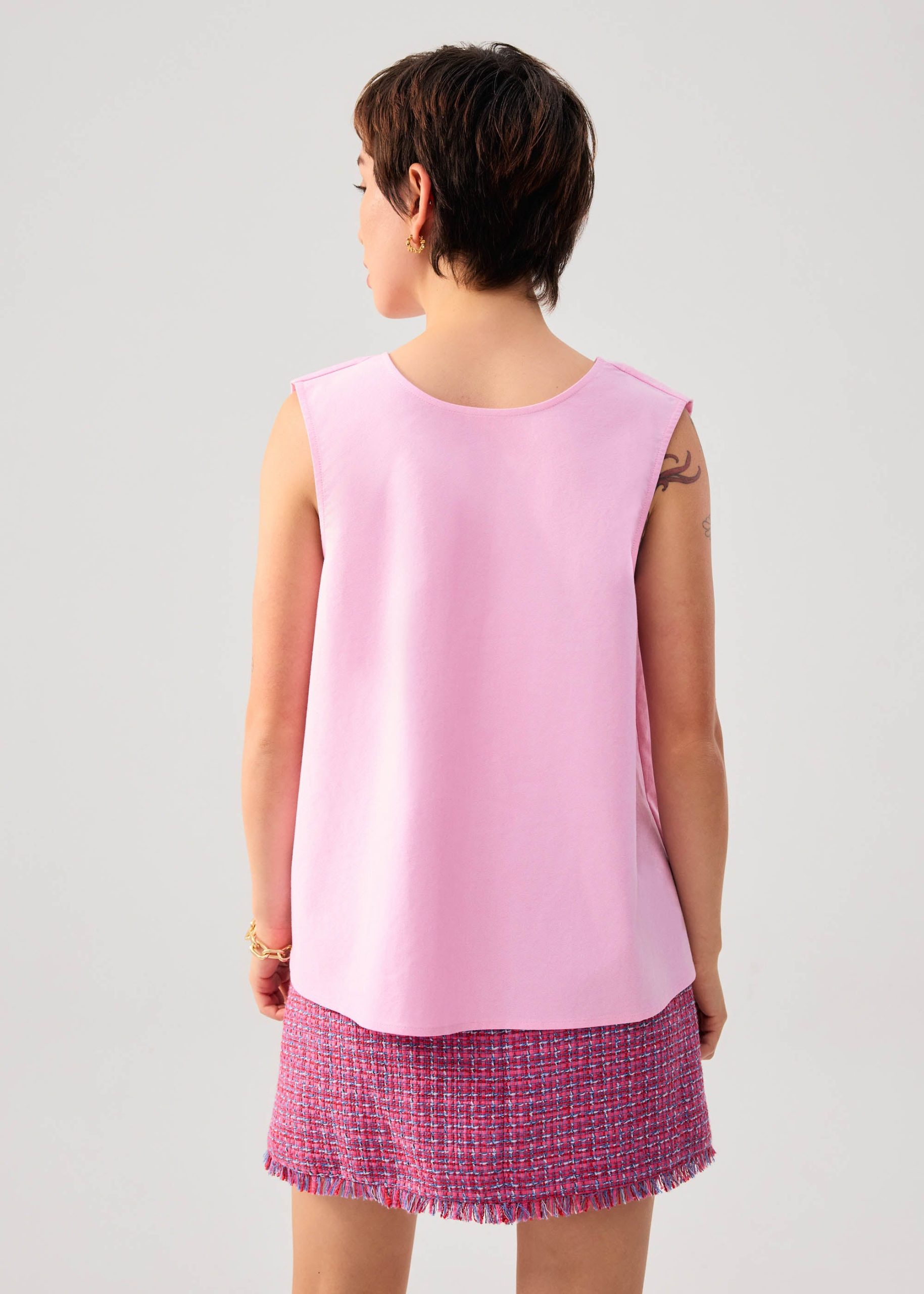 Reversible Relaxed Cotton Knot Shell Top - Image 13