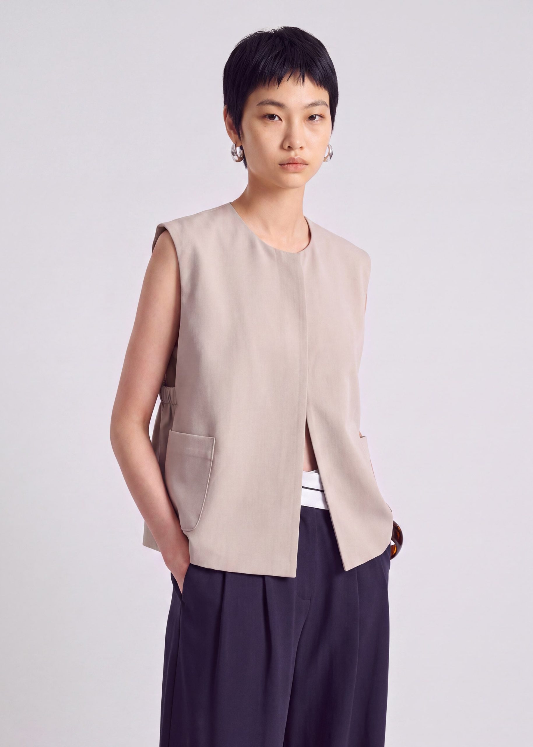 Relaxed Boxy Vest - Image 9