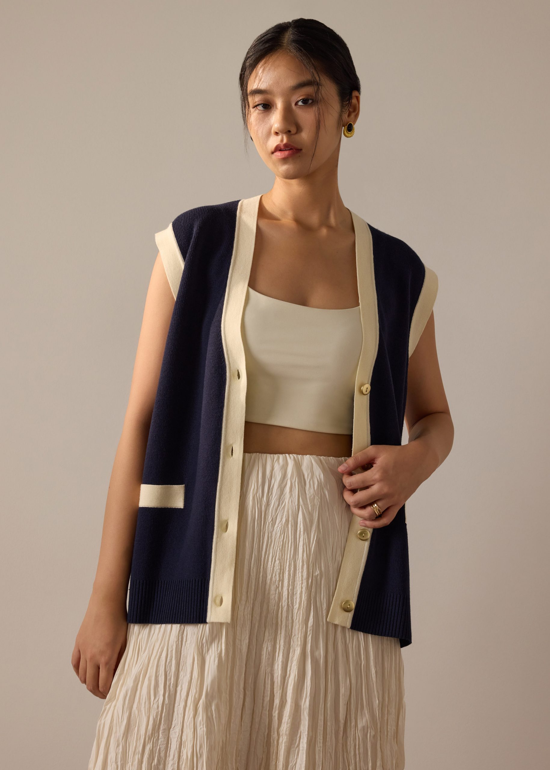 Relaxed Contrast Knit Vest - Image 16