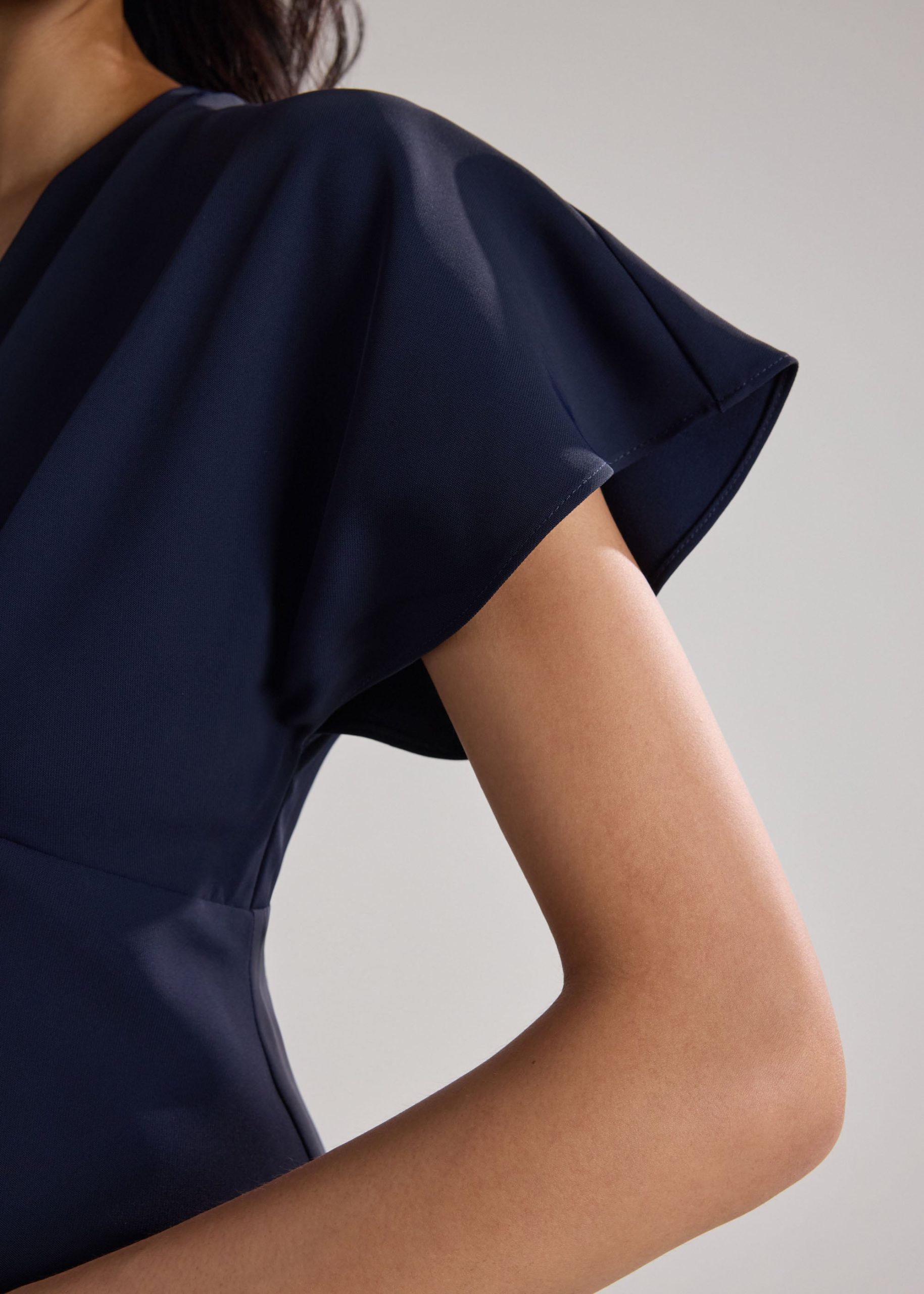 BraFree by LB Crepe Flutter Sleeves Dress - Image 19
