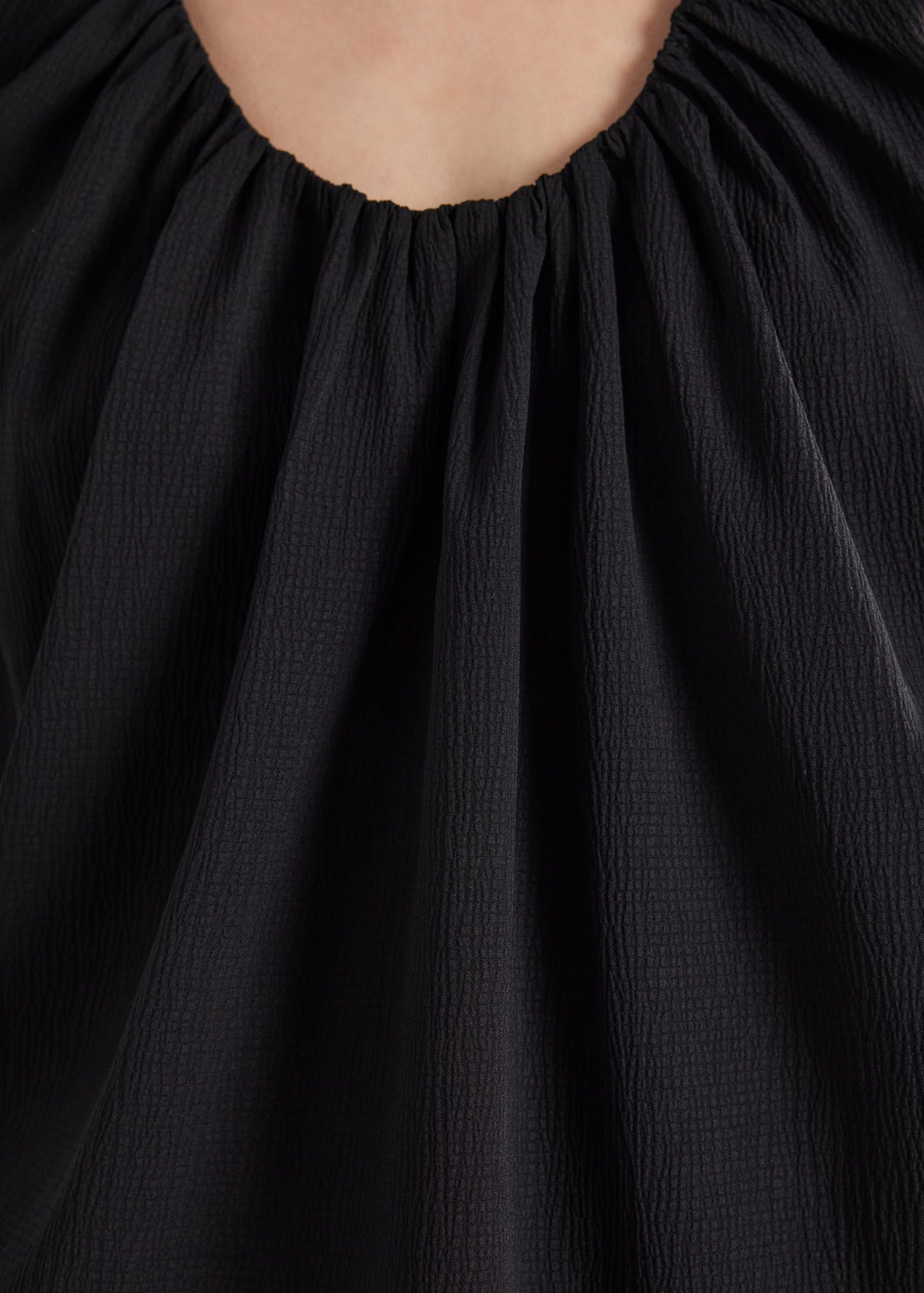 Tala Seersucker Shell Top - Image 5