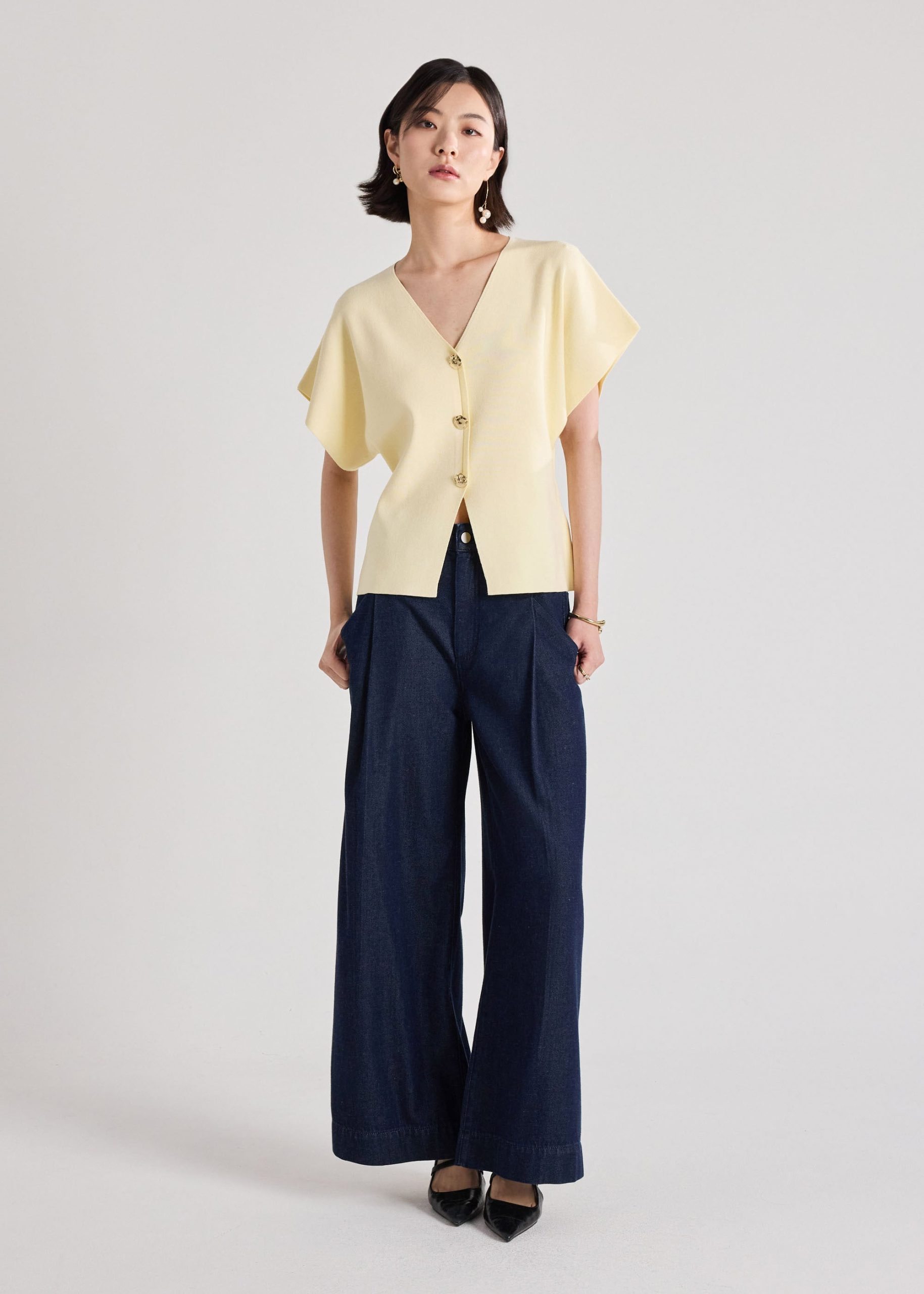 Amrita Knit V-neck Top