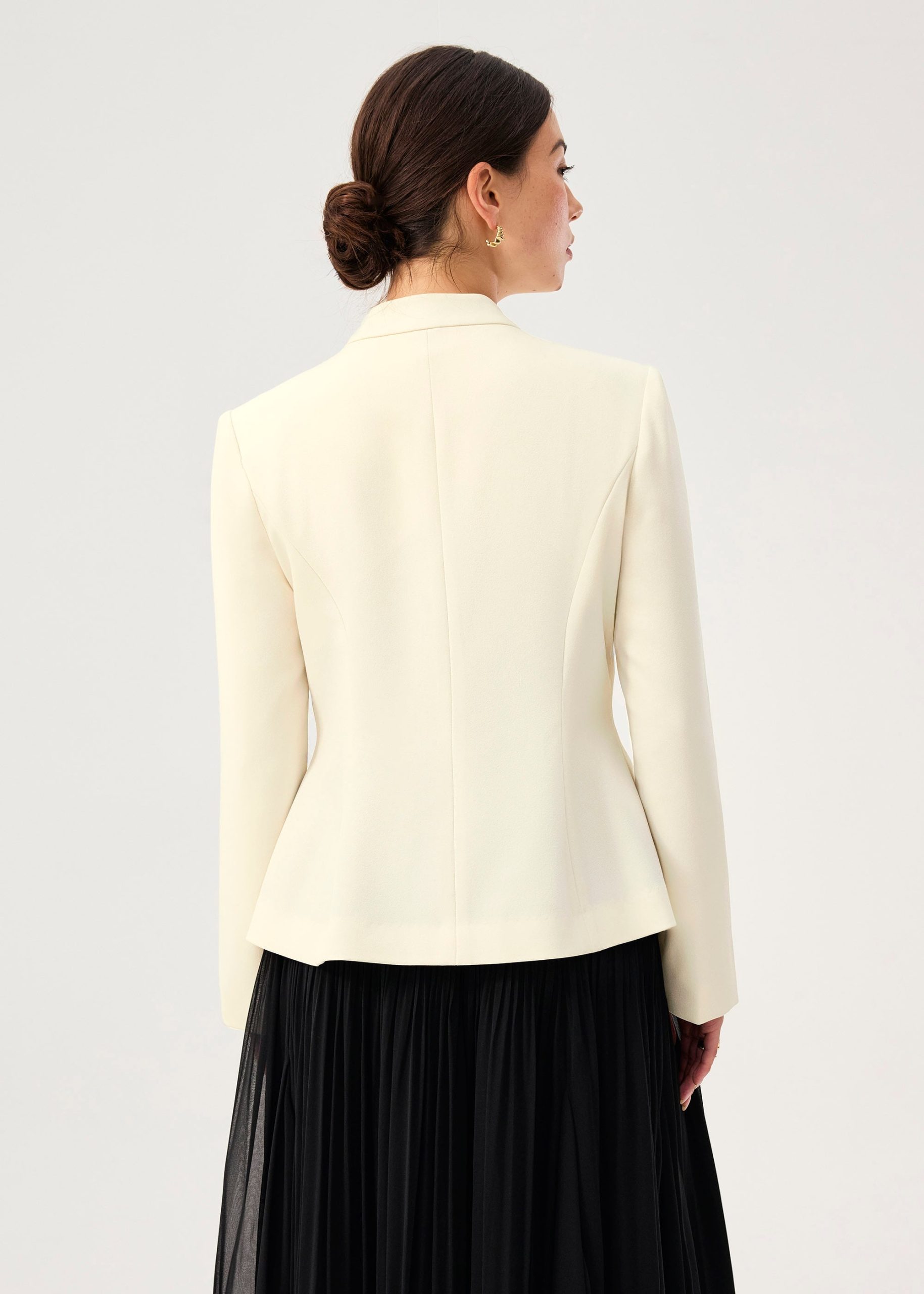 RuchedReady® Yue Mandarin Collar Cinched Jacket - Image 13