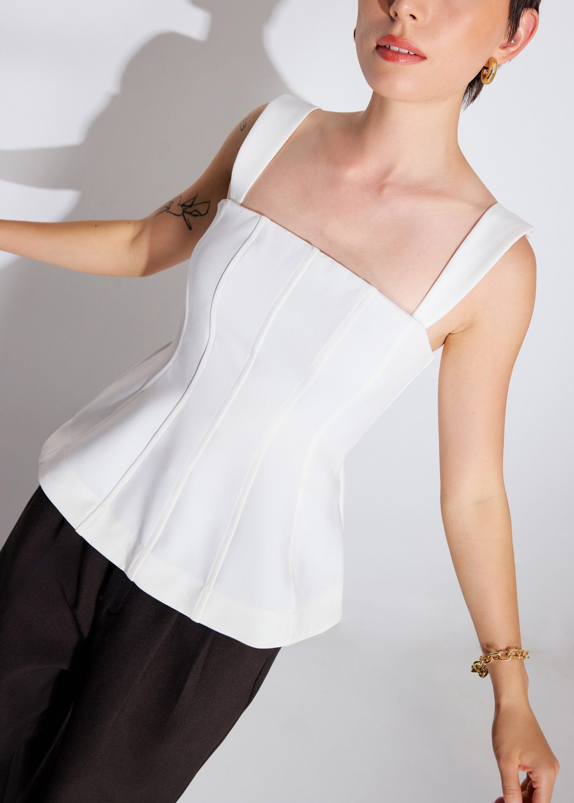 BraFree by LB Bella Detachable Straps Panelled Peplum Top - Image 9