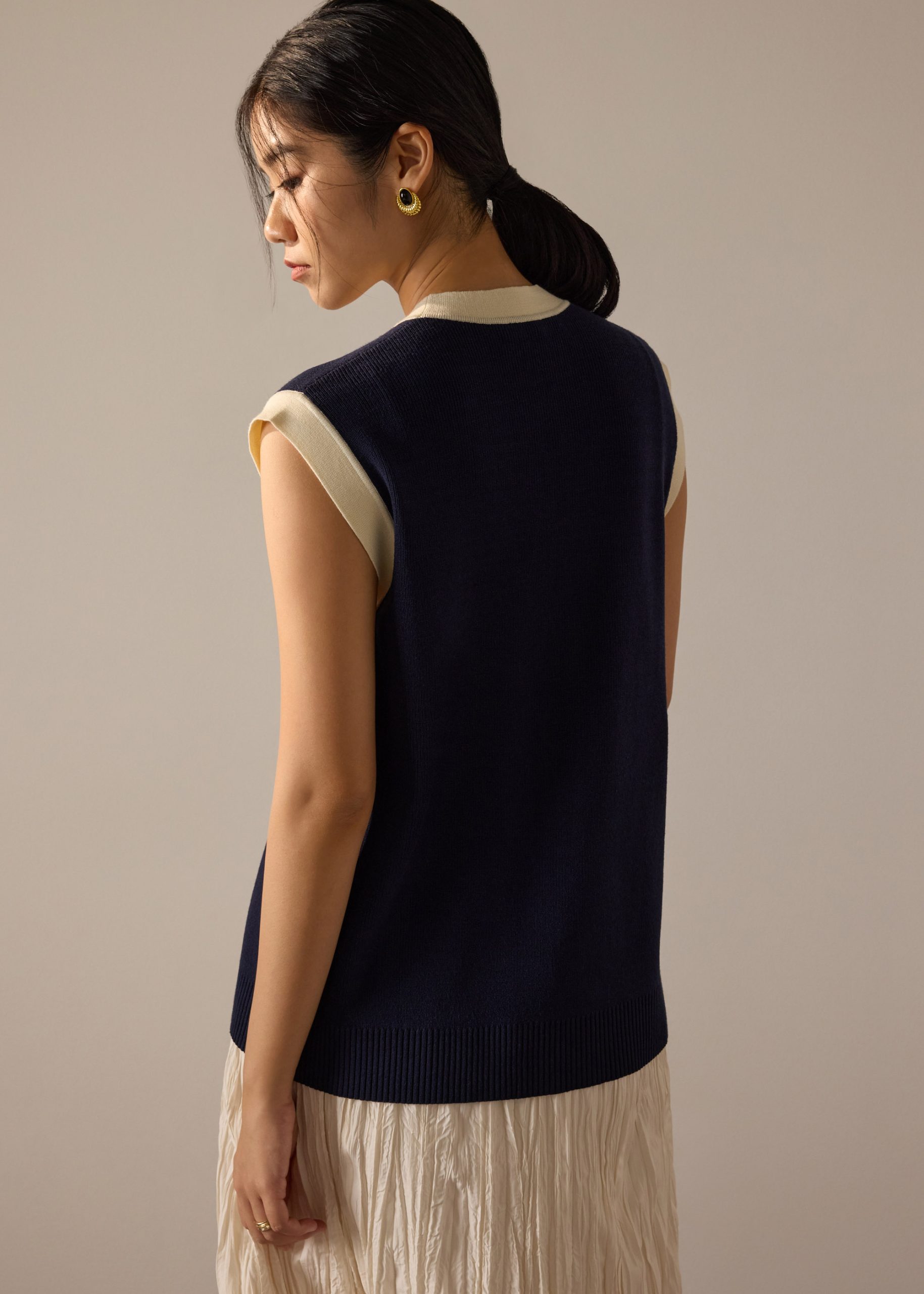 Relaxed Contrast Knit Vest - Image 18