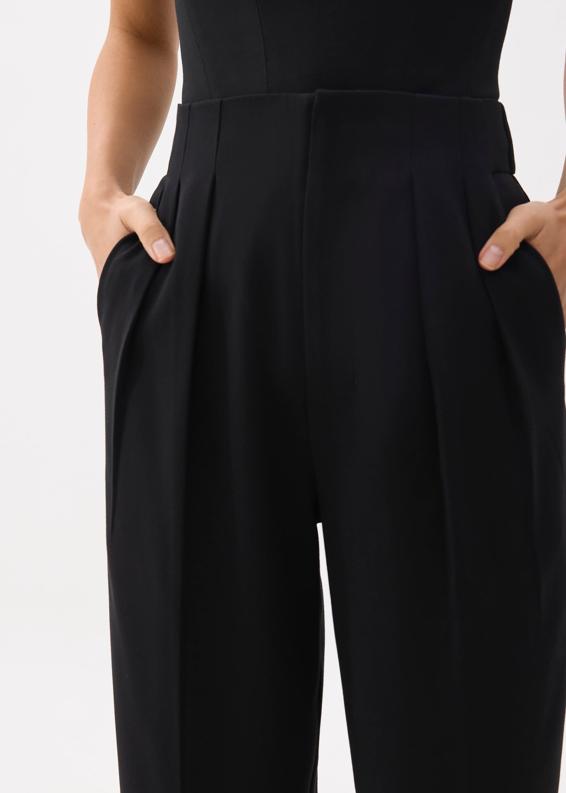 Mika Elastic Pleated Peg Leg Pants - Image 3