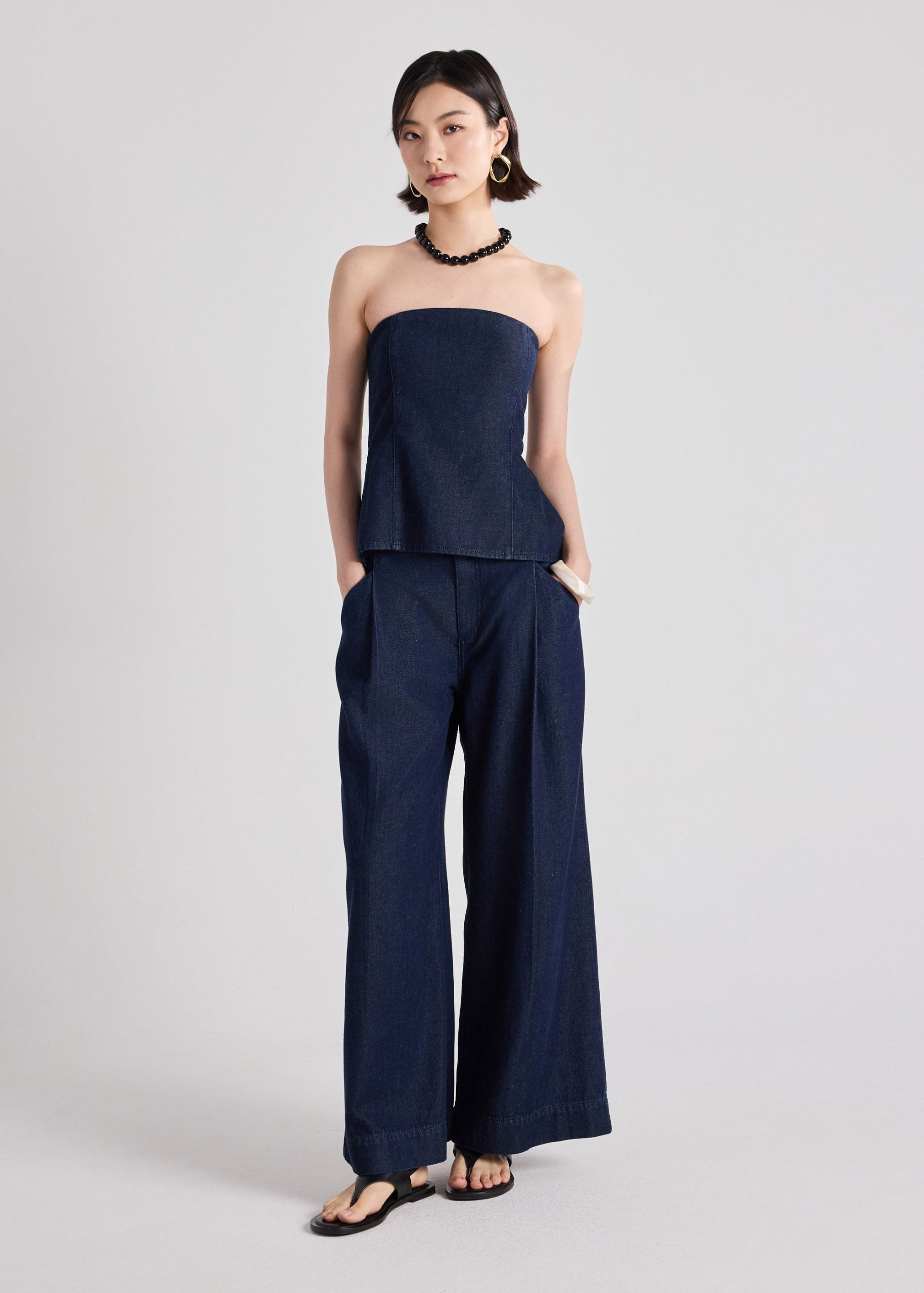 Pleated Wide Leg Jeans - Image 7