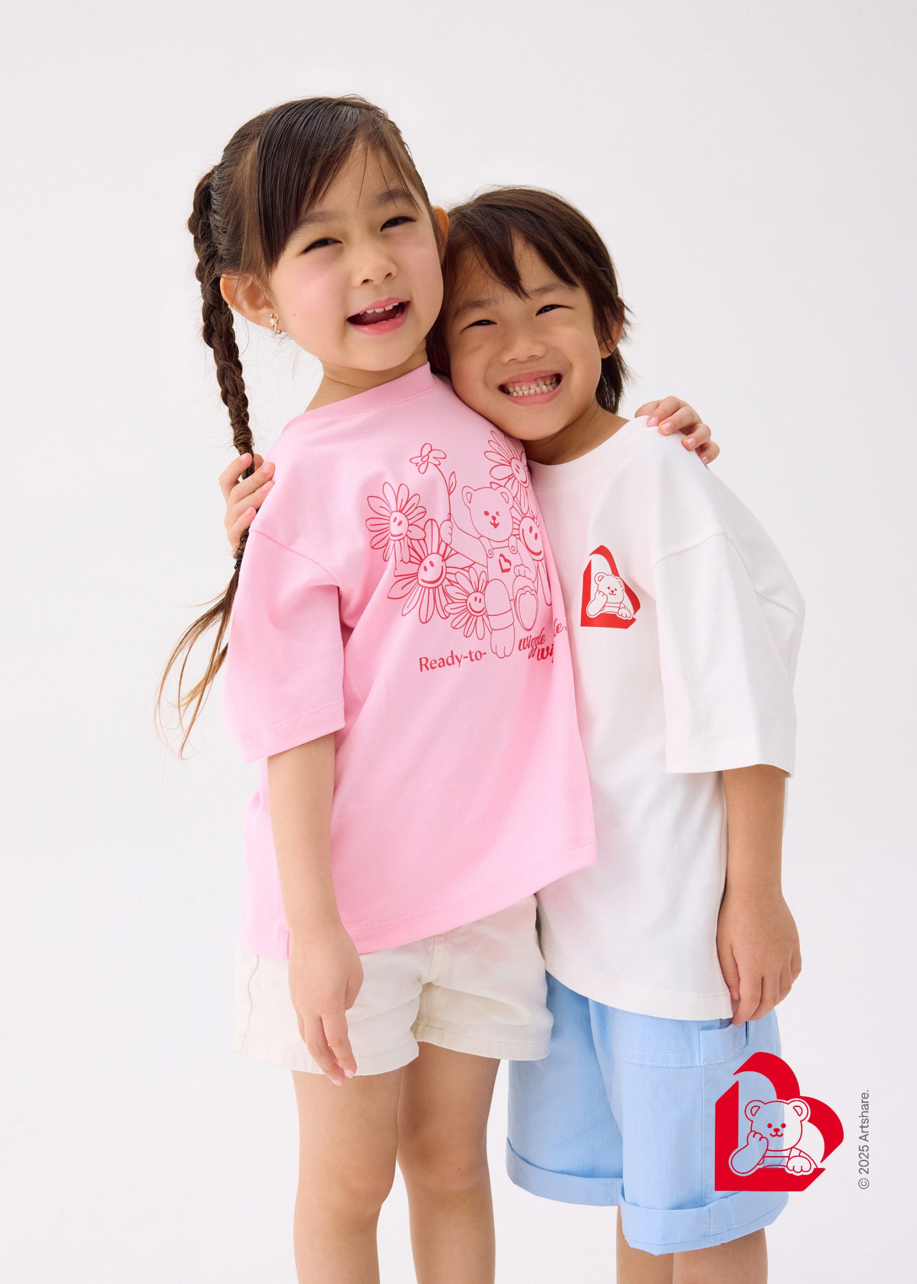 Love, Bonito | Wiggle Wiggle Kids' Oversized Graphic Tee in Strawberry Gelato - Image 3