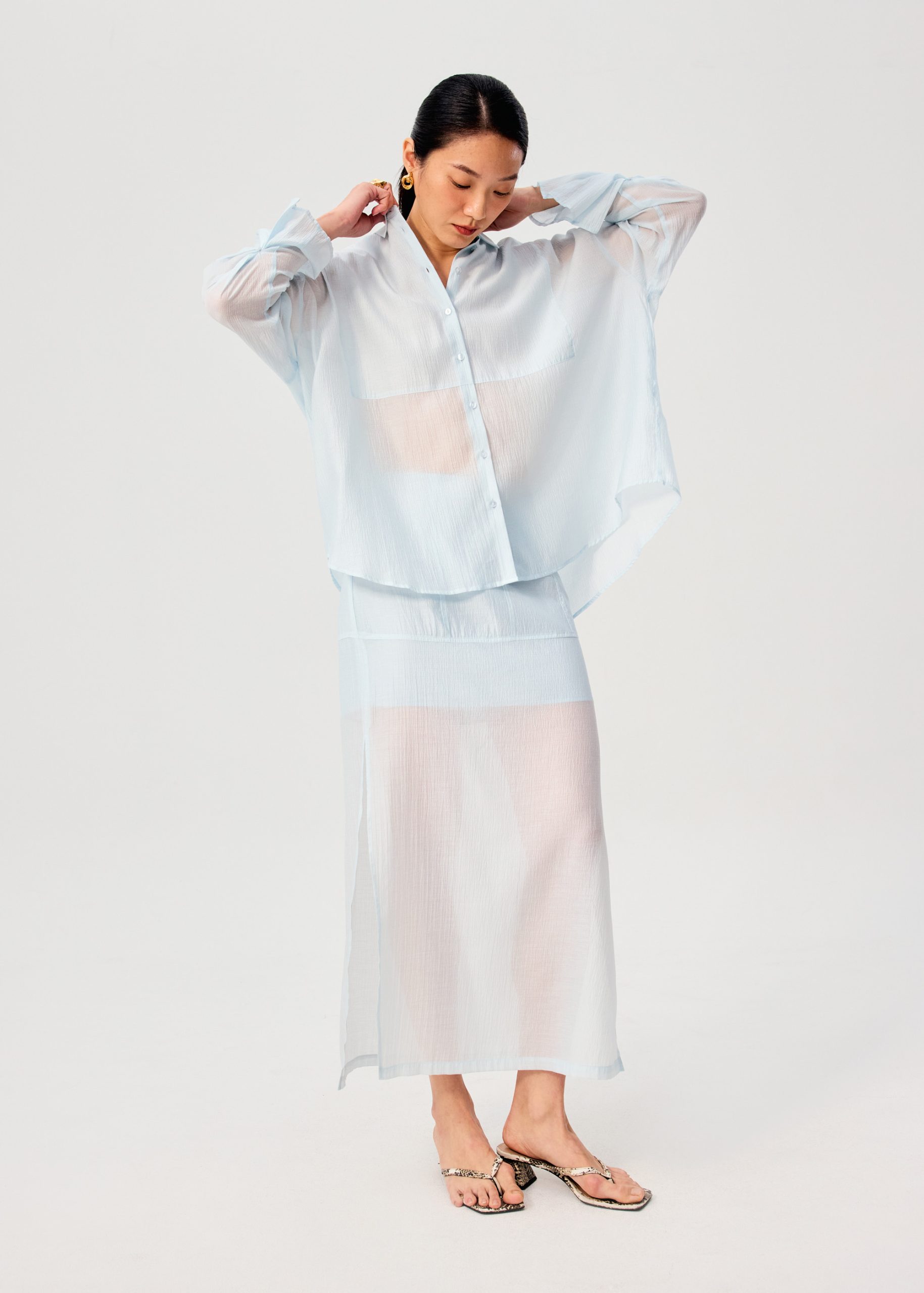 Oversized Sheer Lyocell Collared Poet Sleeve Blouse - Image 12