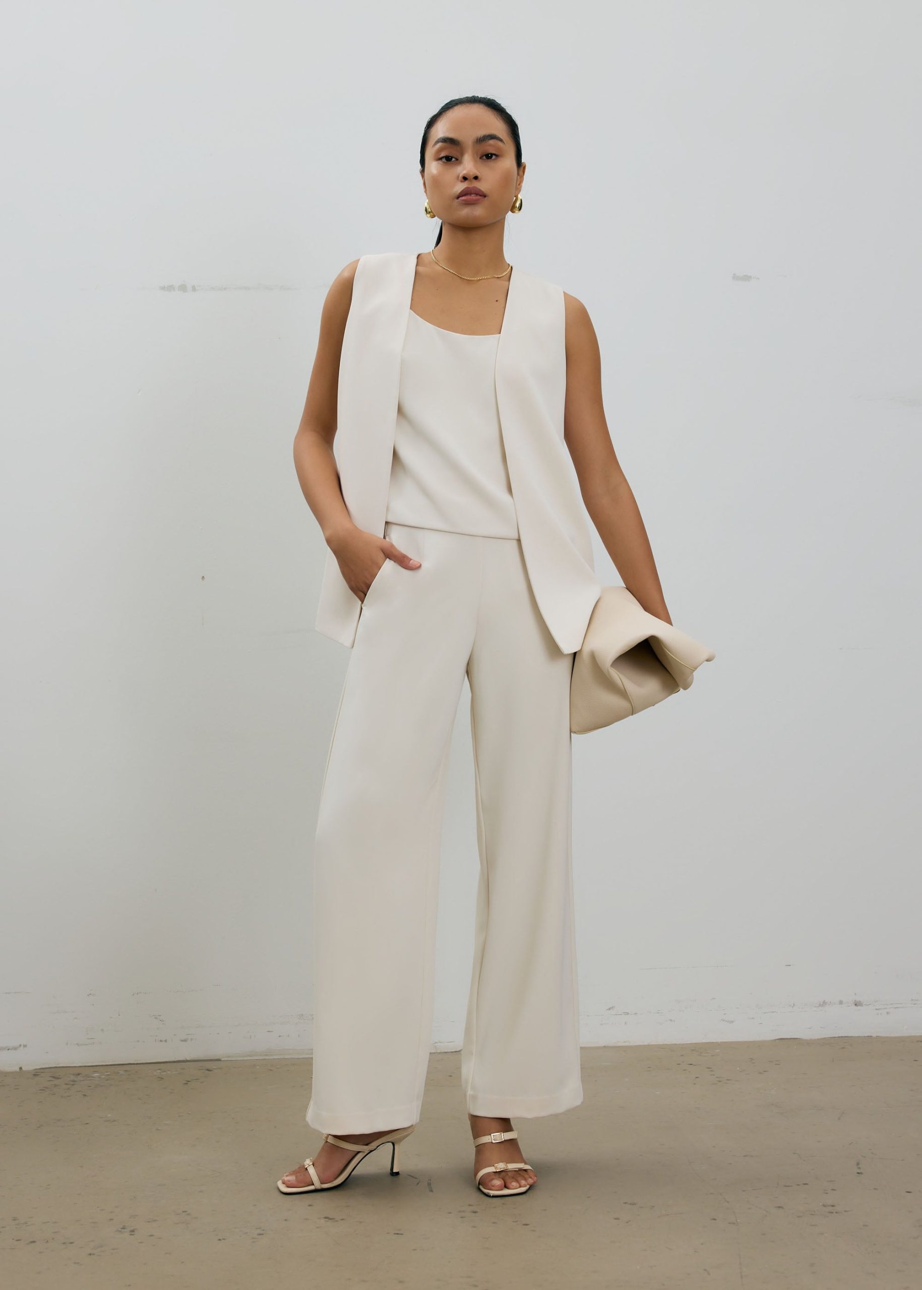 Moira Detachable Tailored Vest Top - Image 12