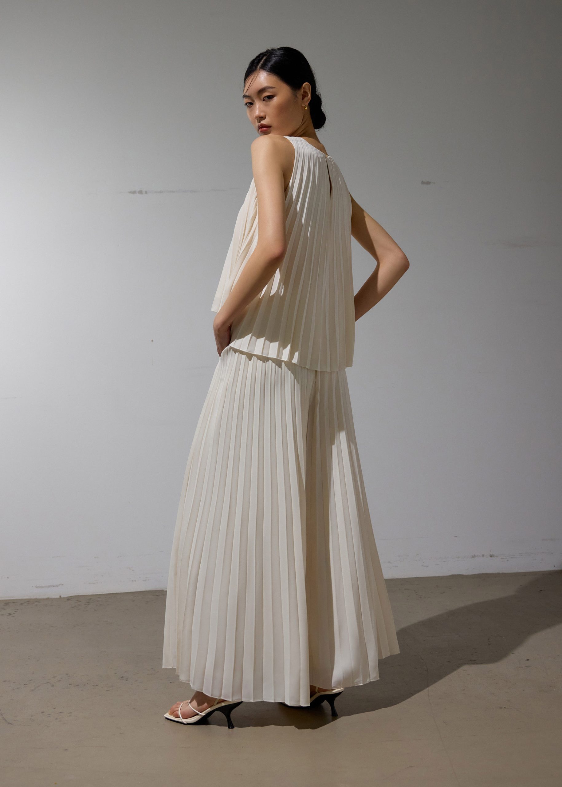 Wei Sunray Pleated Trapeze Shell Top - Image 11