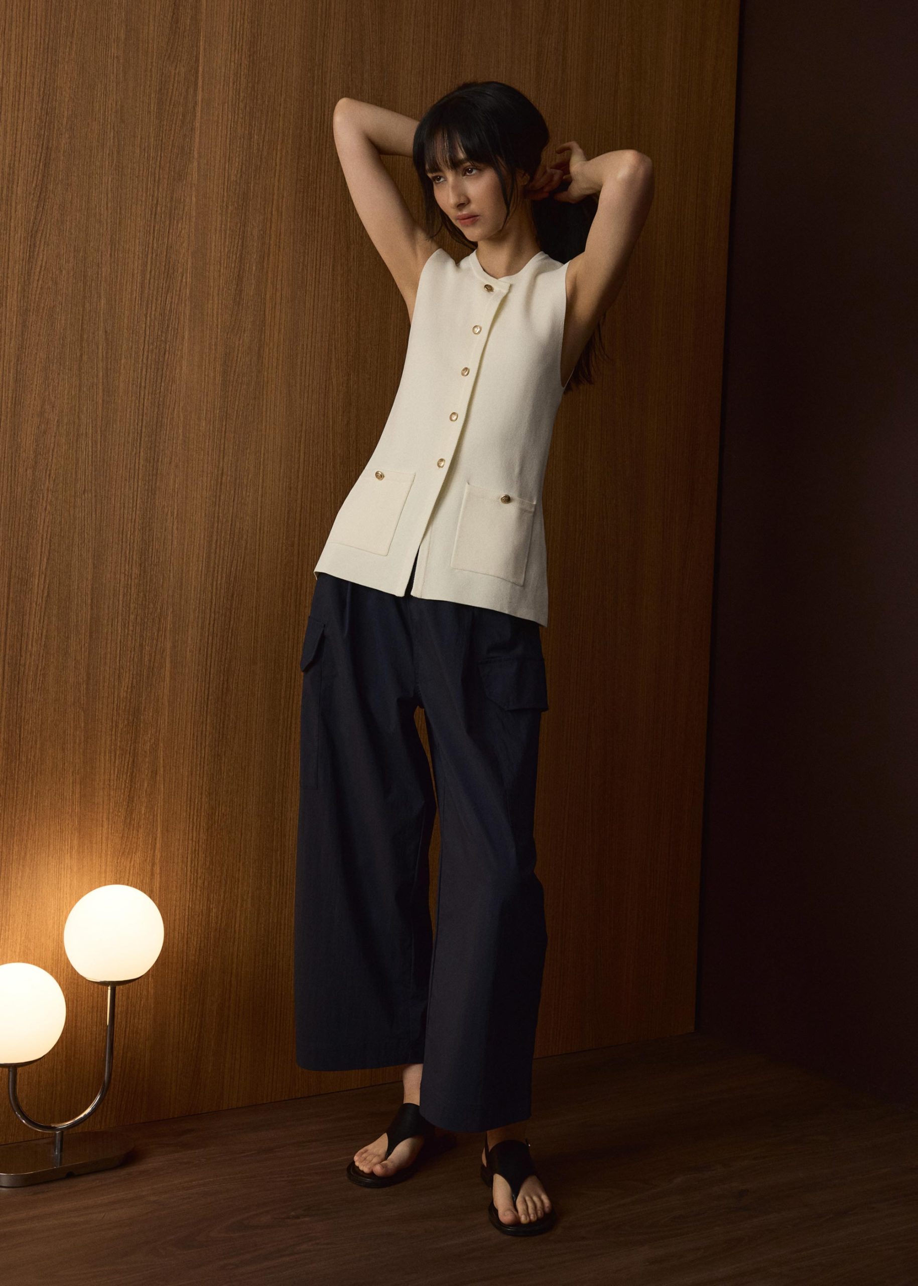 Ayami Knit Fitted Vest - Image 5