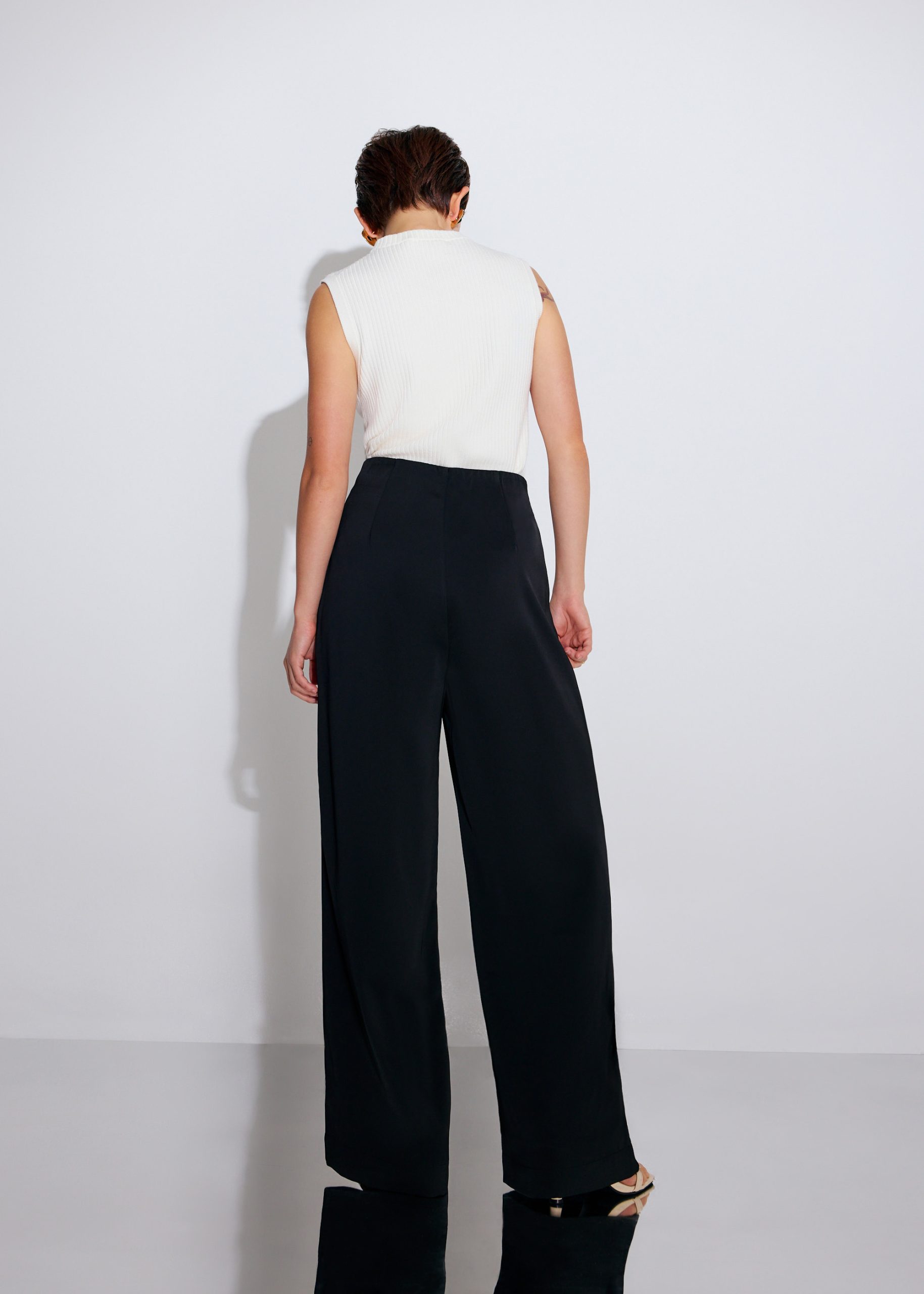 Leggy??Seva Satin Straight Leg Pants - Image 8