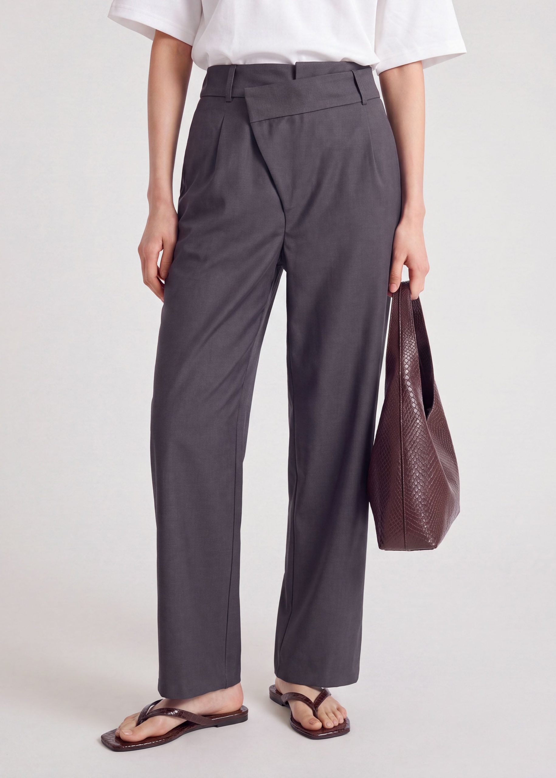 Leggy??Cross Over Pants - Image 3