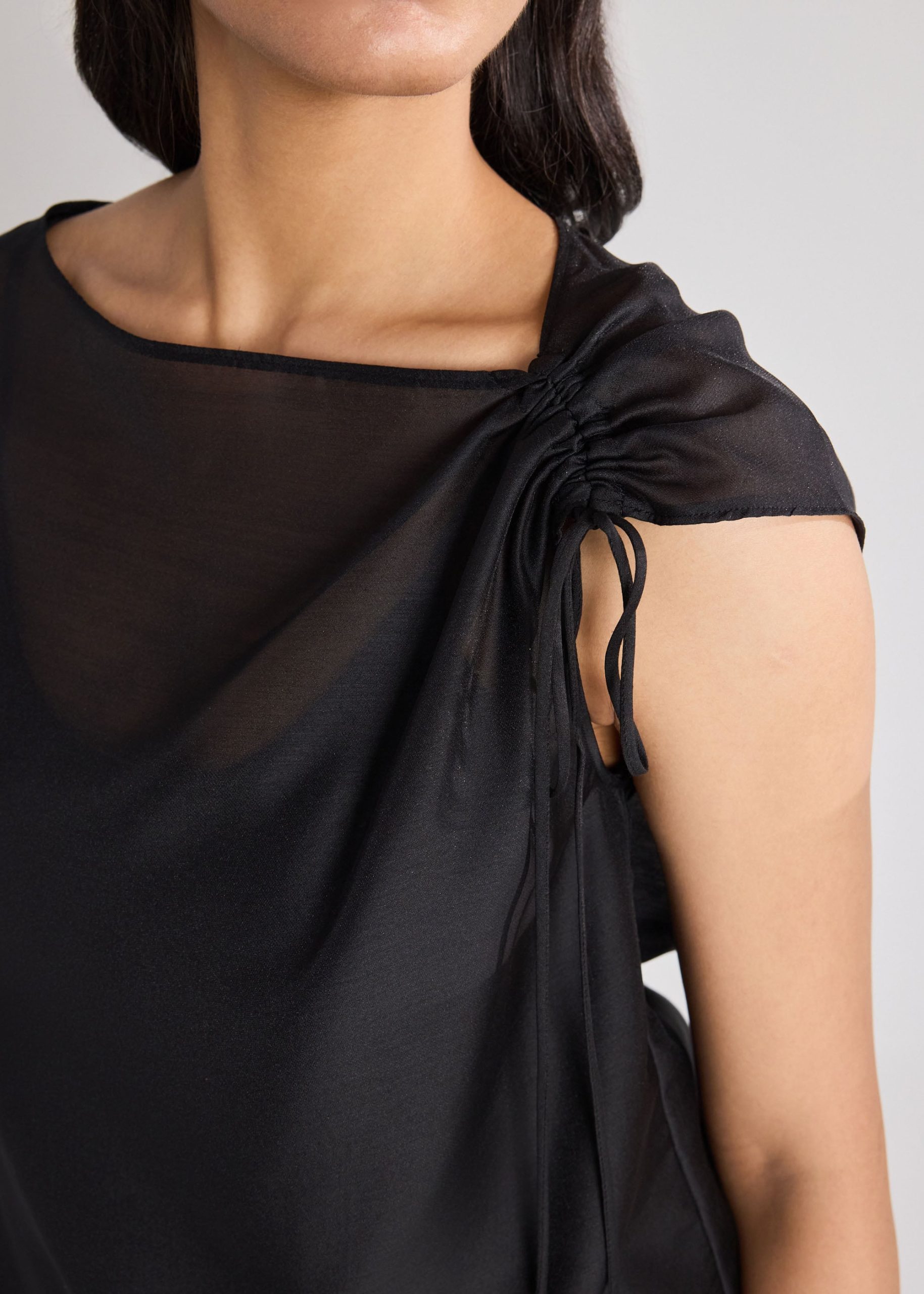 Cahya Organza Top - Image 5