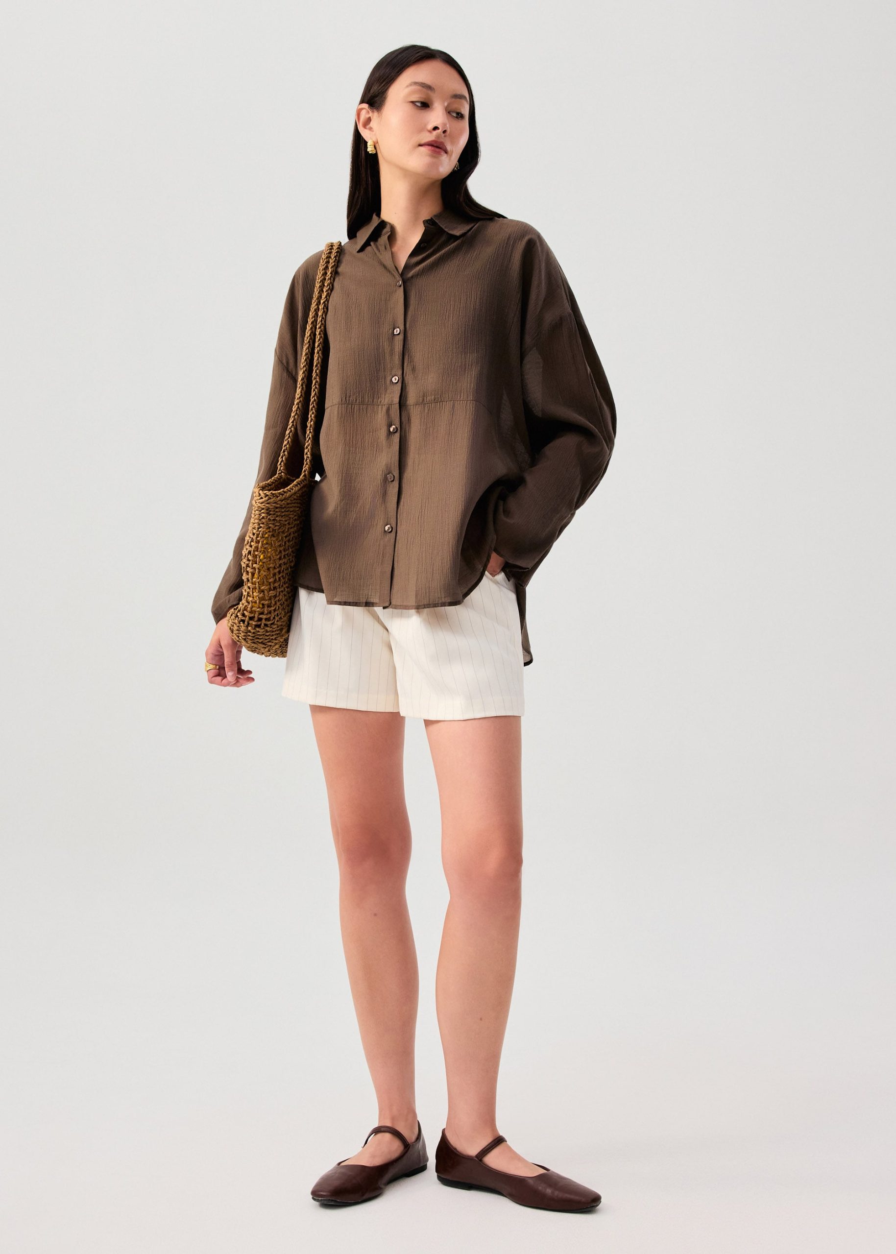 Oversized Sheer Lyocell Collared Poet Sleeve Blouse - Image 15