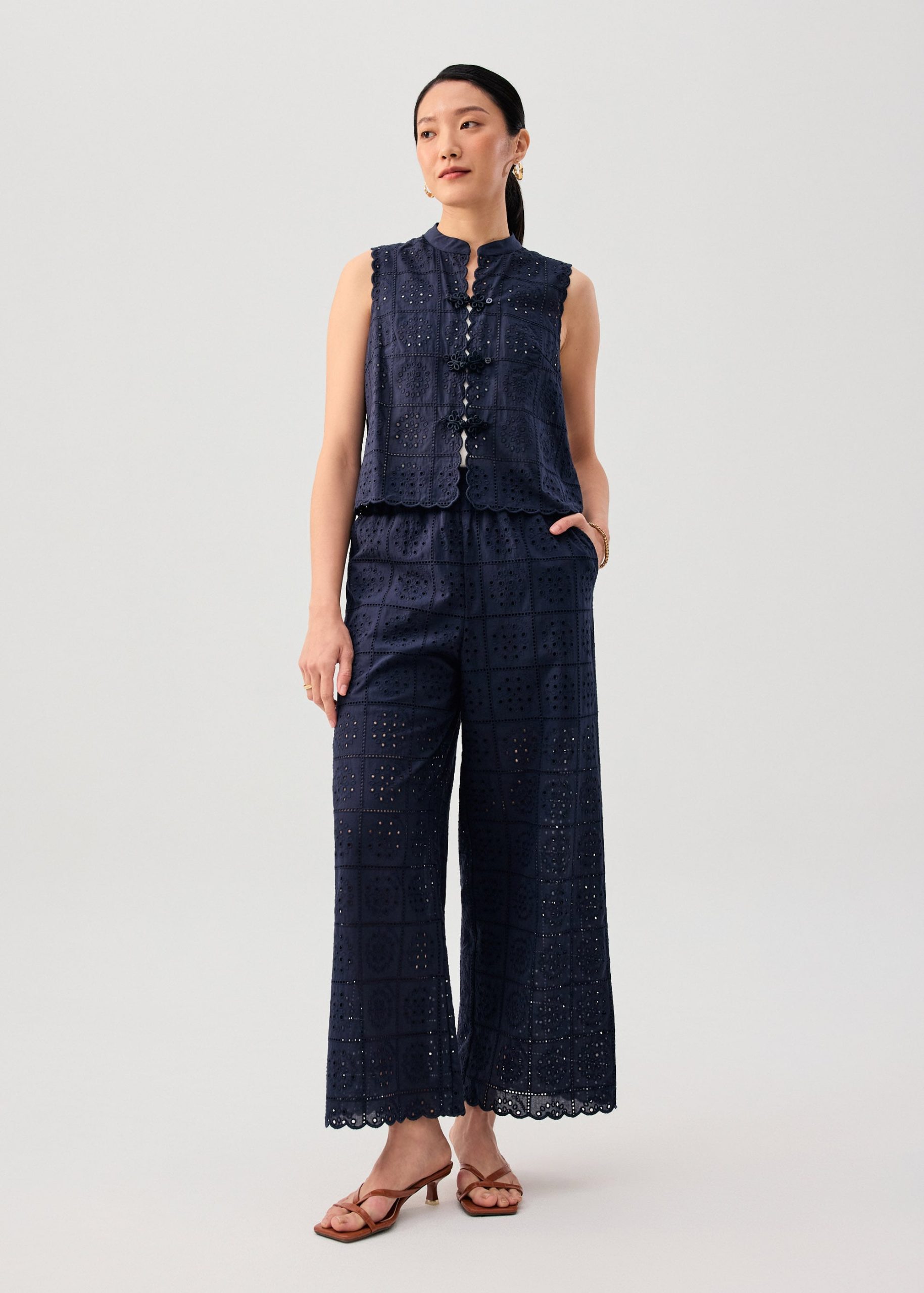 Elastic Cotton Broderie Mid Waist Straight Leg Pants - Image 9