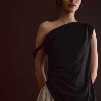 Shoulder Twist Asymmetric Top