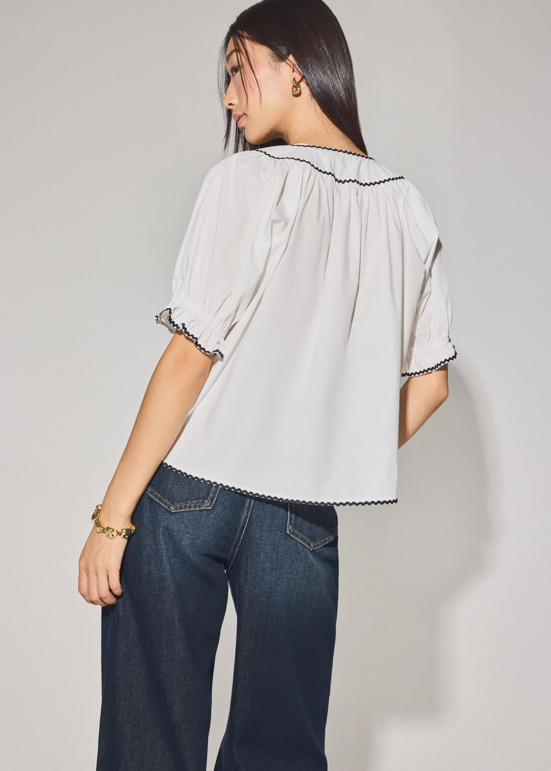 Relaxed Cotton Scallop Trim Puff Sleeve Blouse - Image 8