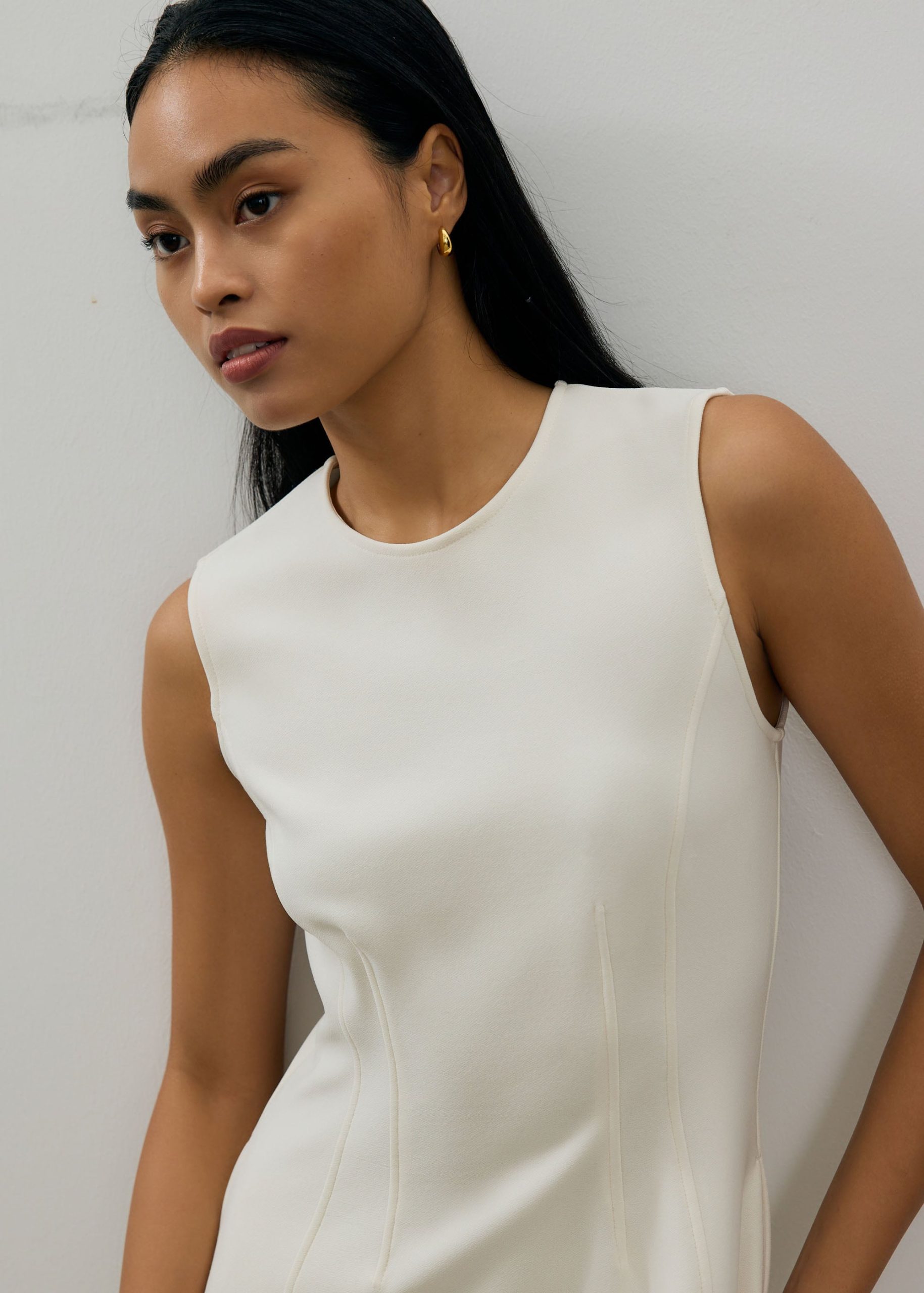 Hera Classic Panelled A-line Mini Dress - Image 14