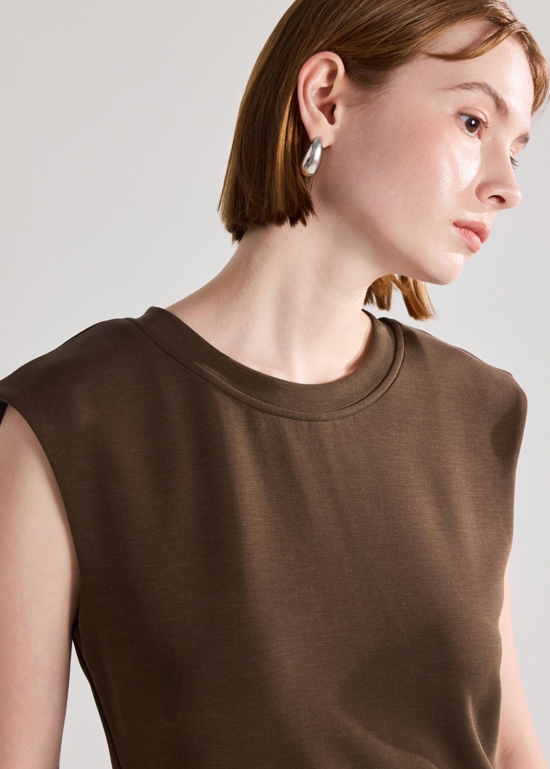 Tencel Muscle Tee - Image 12
