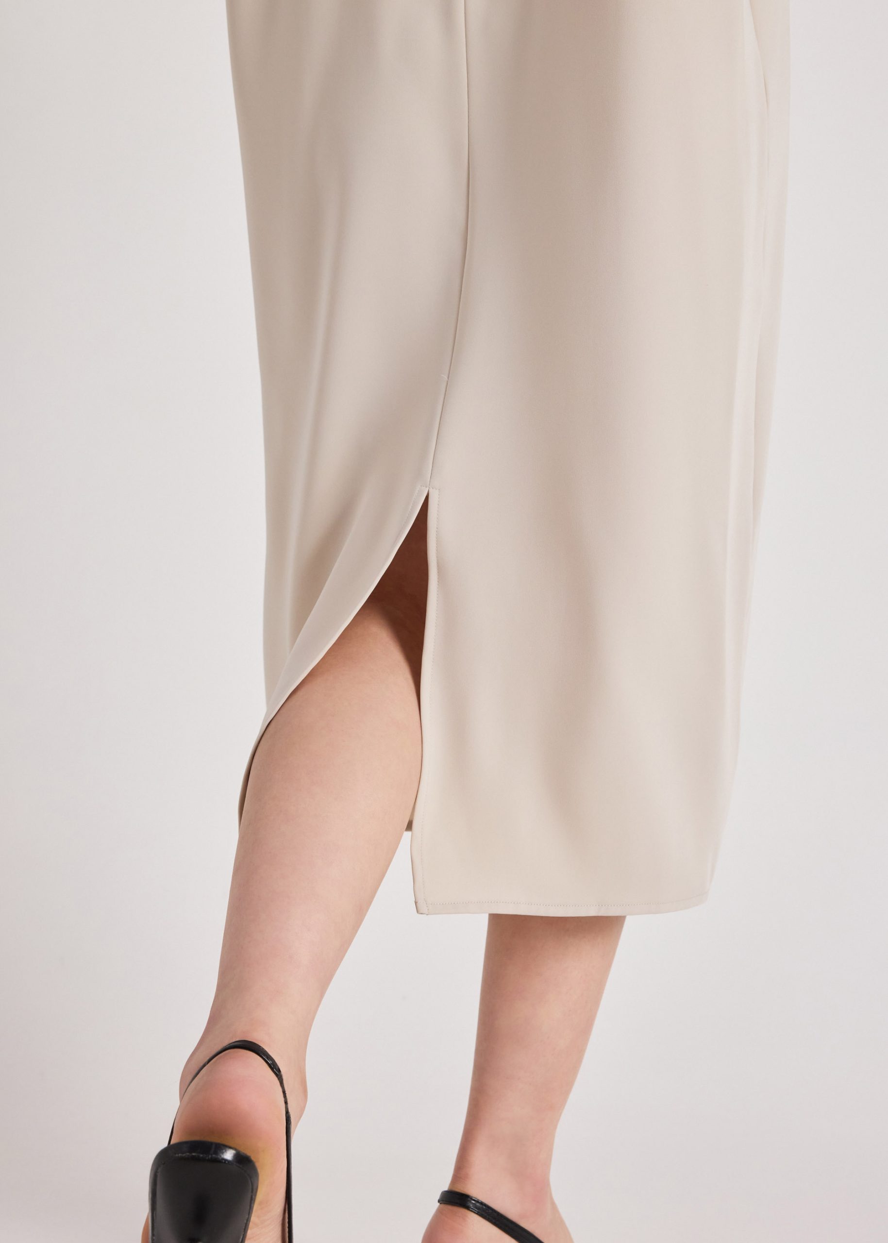 Anitra Shift Dress - Image 15