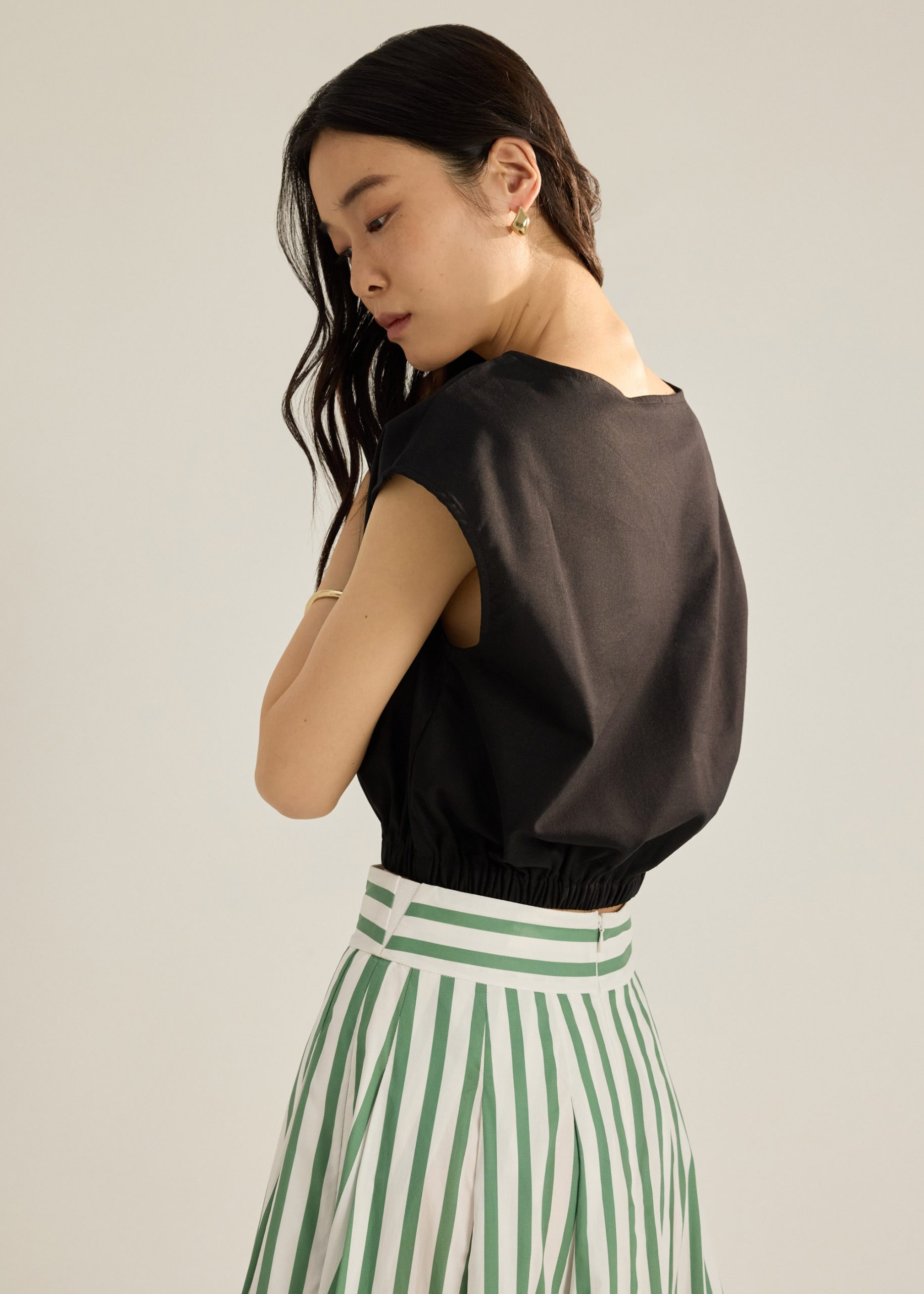 Vanny Crop Top - Image 5