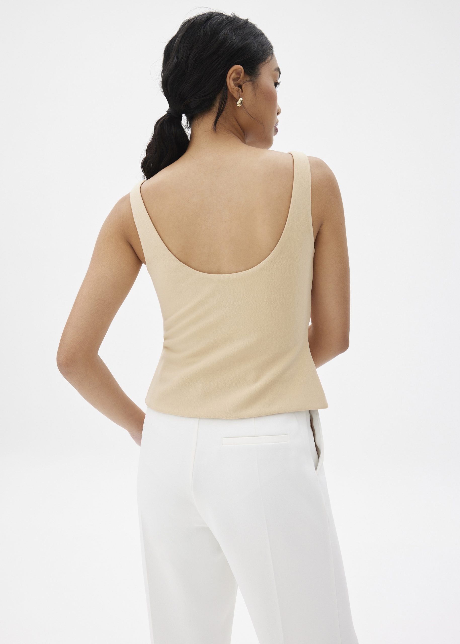 BraFree by LB Natalia Scoop Neck Fitted Top - Image 9
