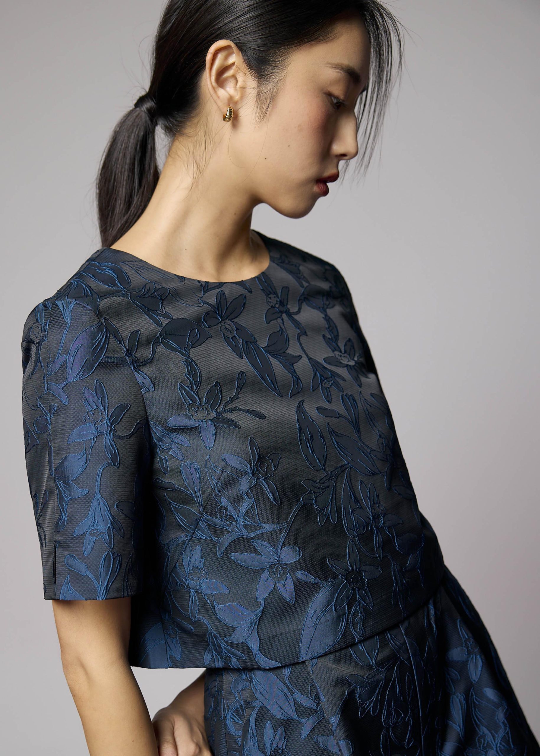 Brocade Boxy Crop Shell Top - Image 2