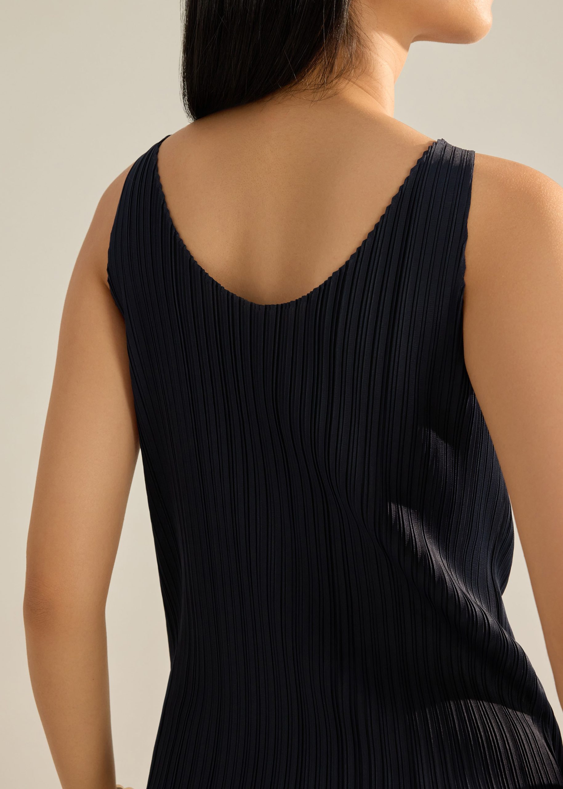 Sora Multi-way Plissé Tank - Image 12