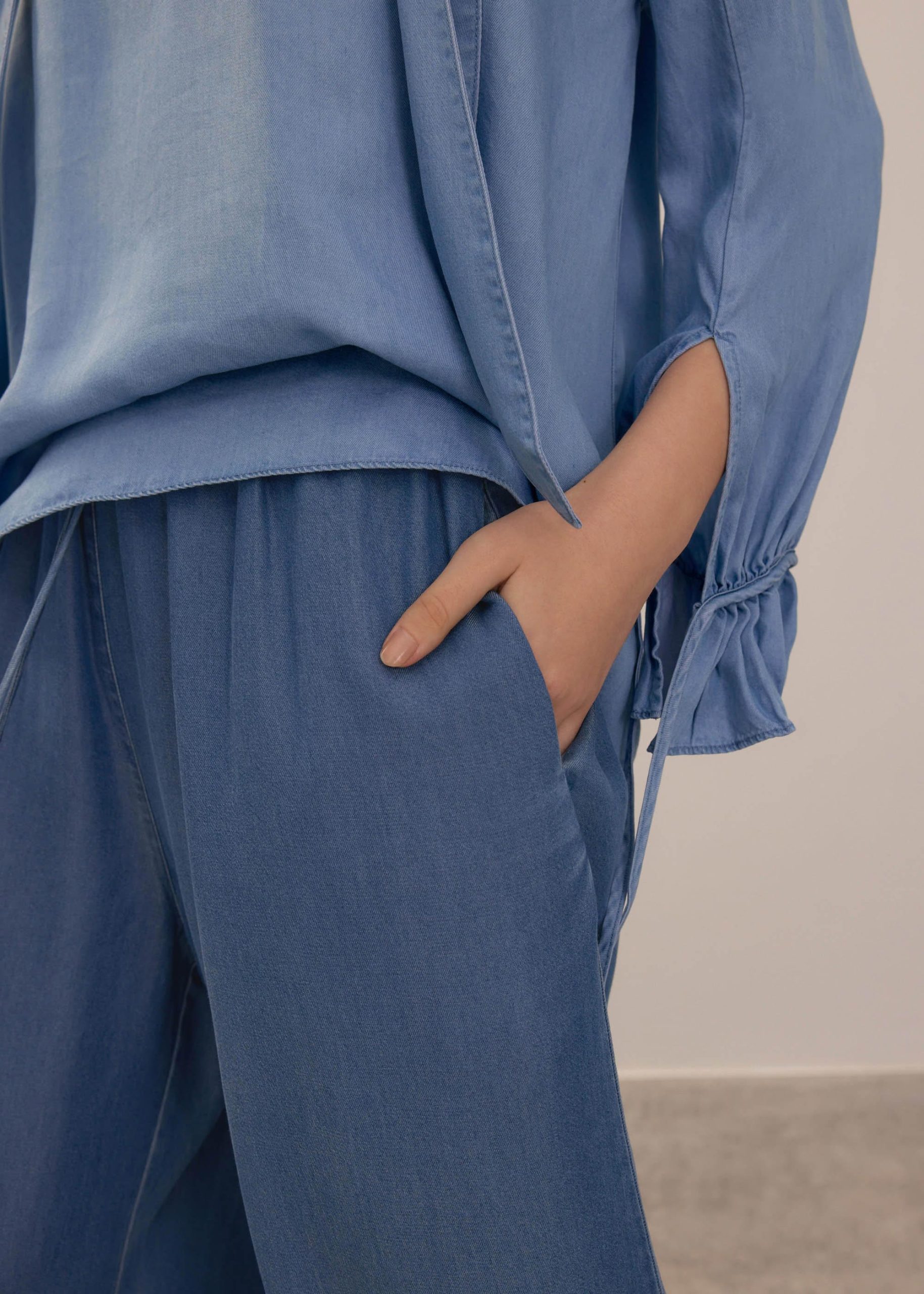 Elastic Chambray Wide Leg Pants - Image 12
