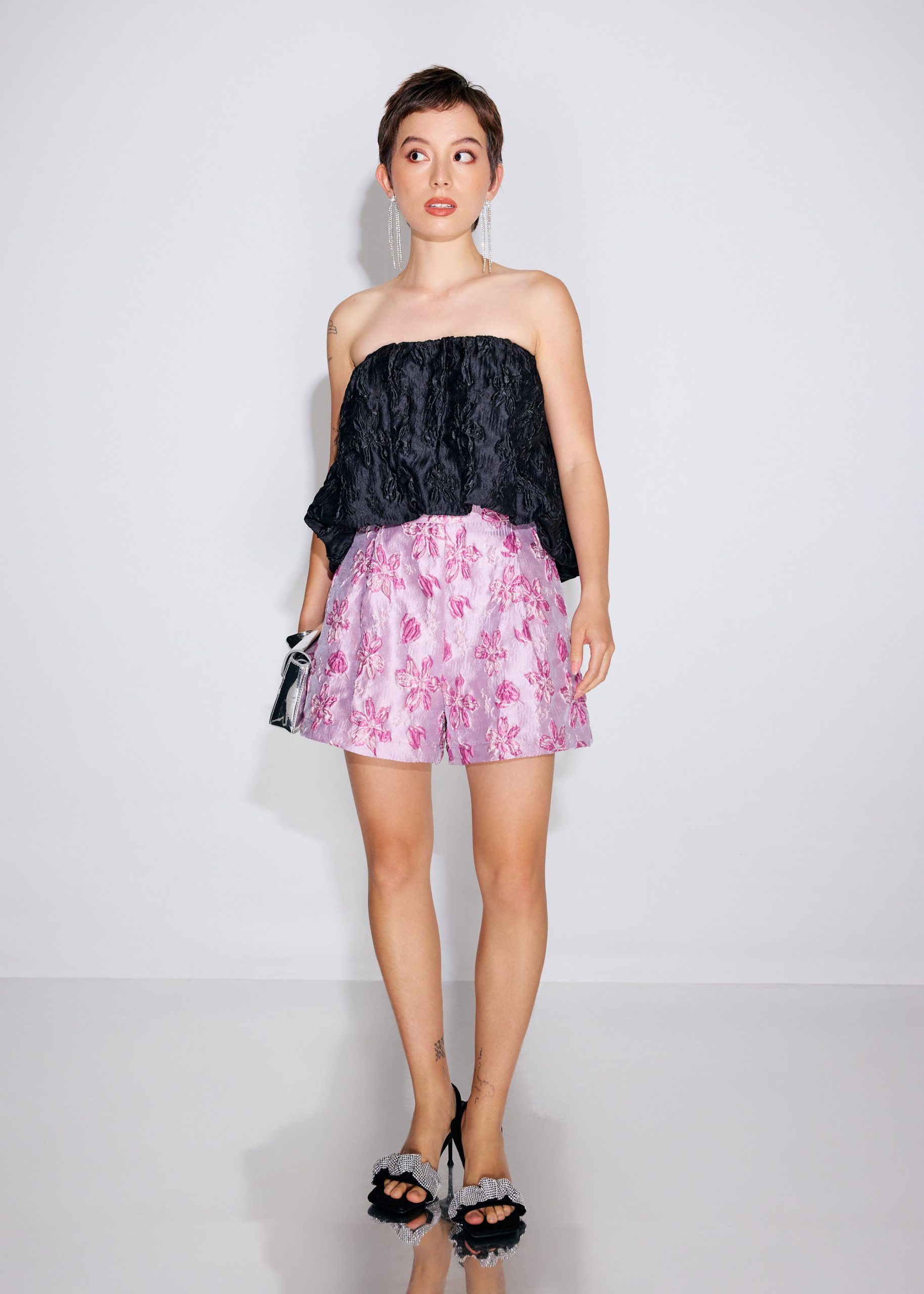 Floral Jacquard High Waist Shorts - Image 3
