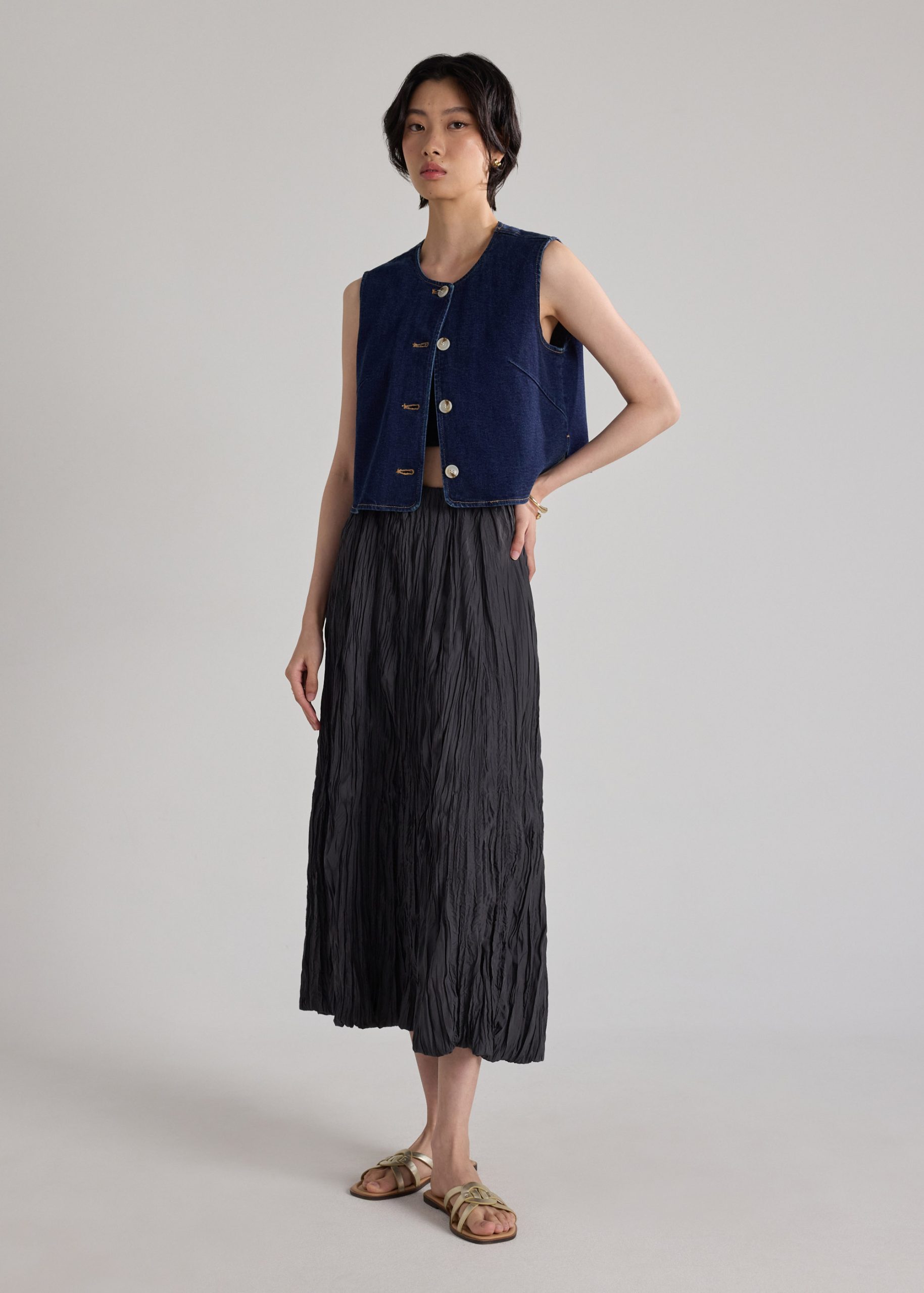 Relaxed Denim Round Neck Button Down Vest Top - Image 8