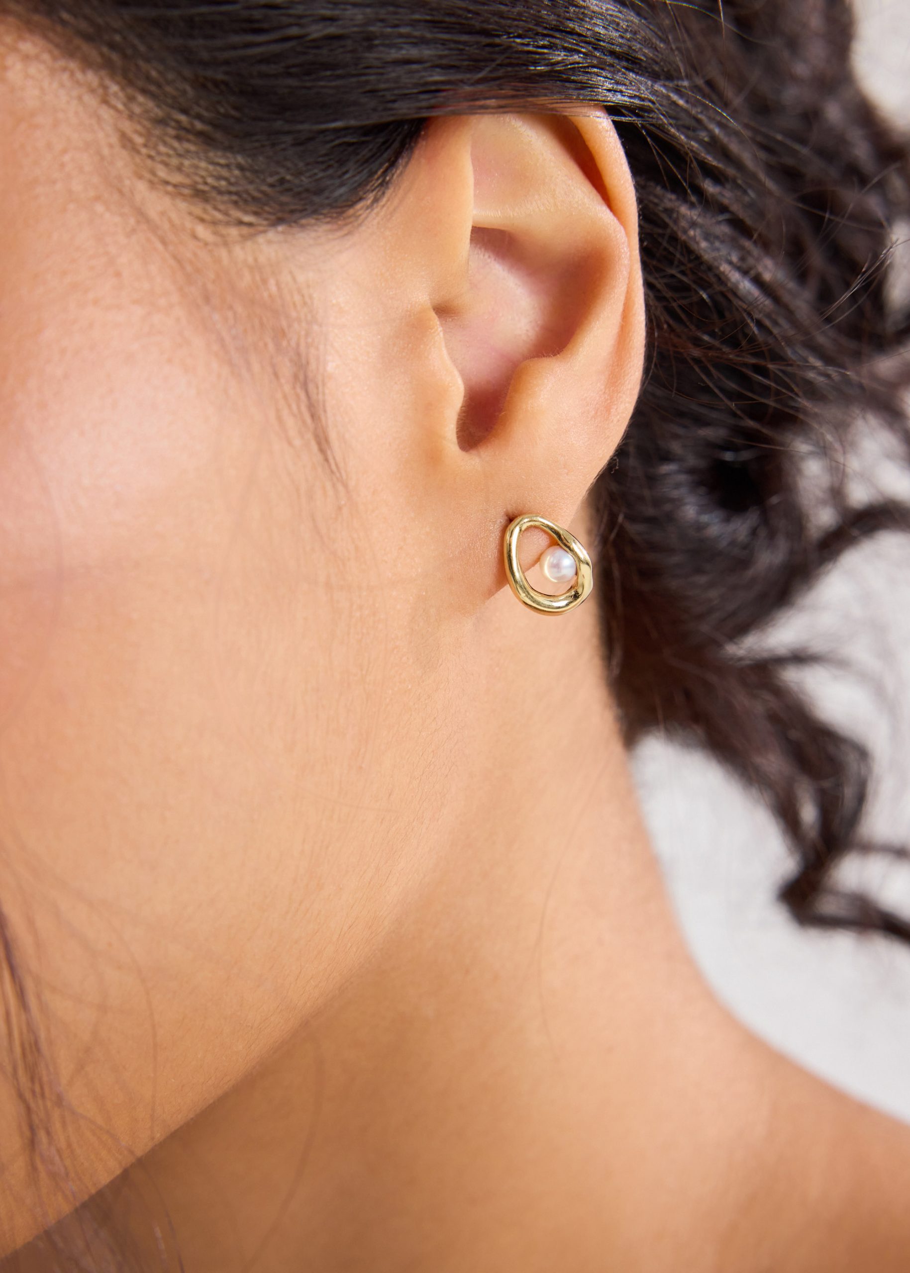 14K Gold Plated Chunky Earrings Set - Image 3