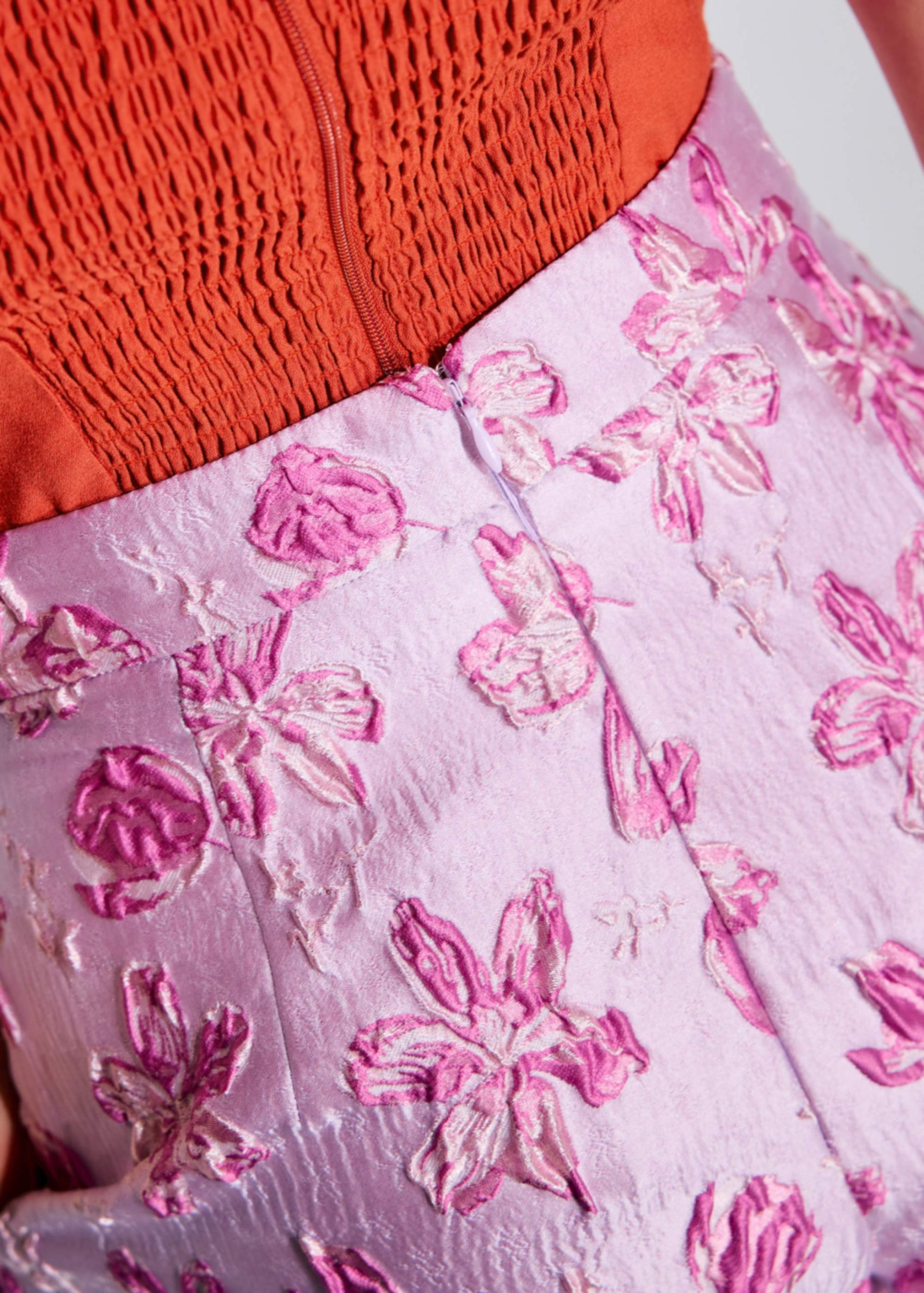 Floral Jacquard High Waist Shorts - Image 5