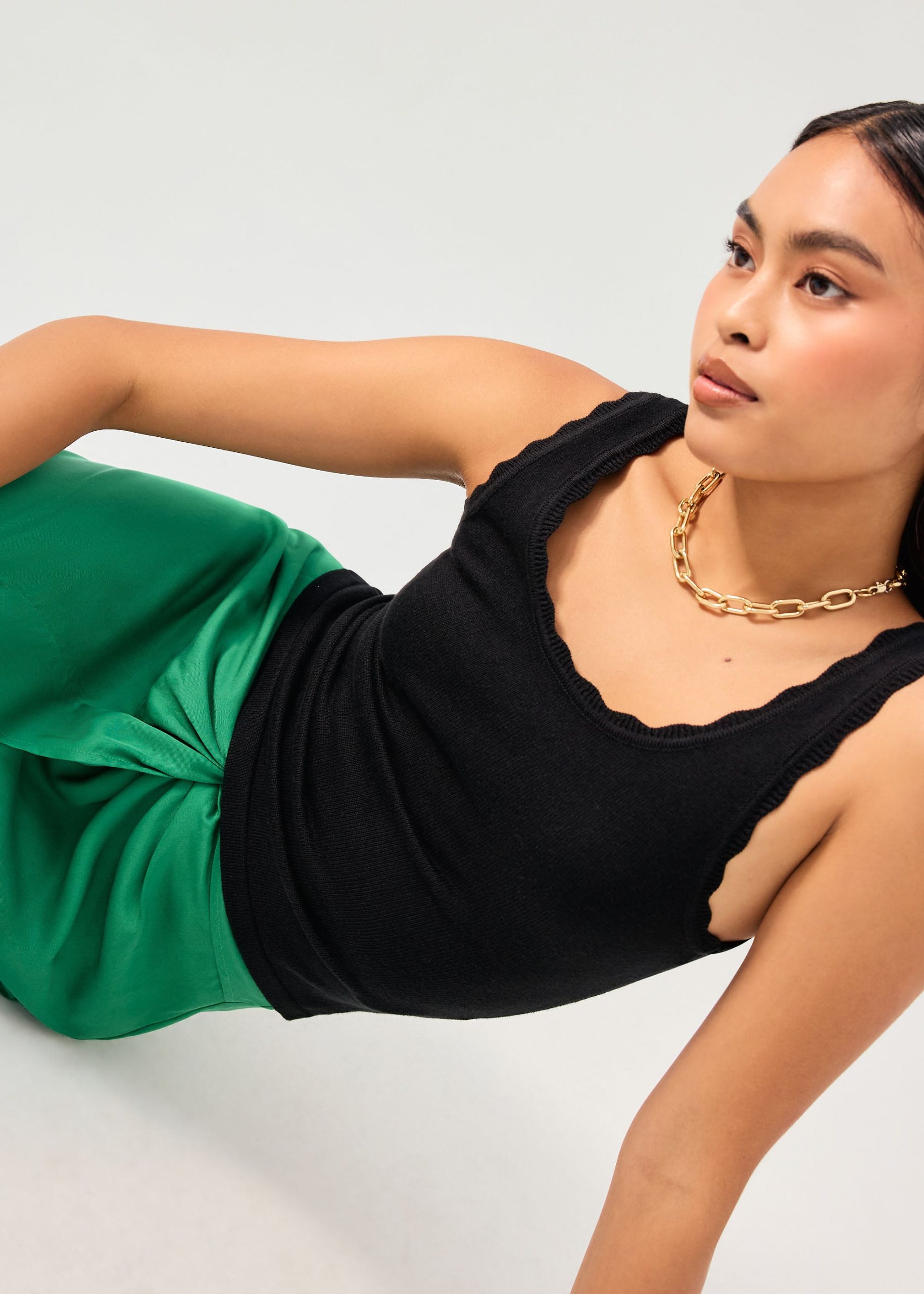 Rue Knit Scoop Neck Scallop Edge Tank Top - Image 2