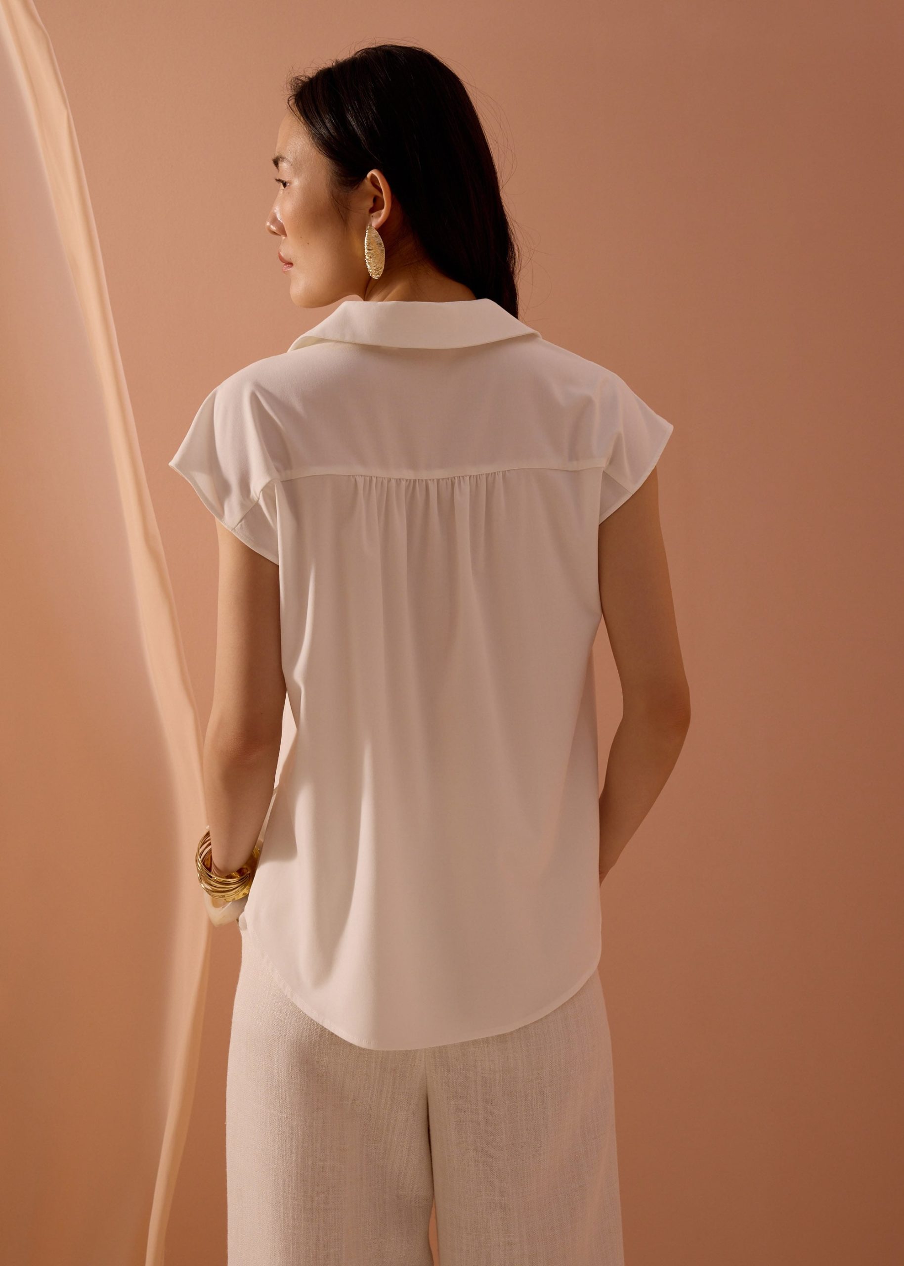 Dana Relaxed V-neck Shirt - Image 5