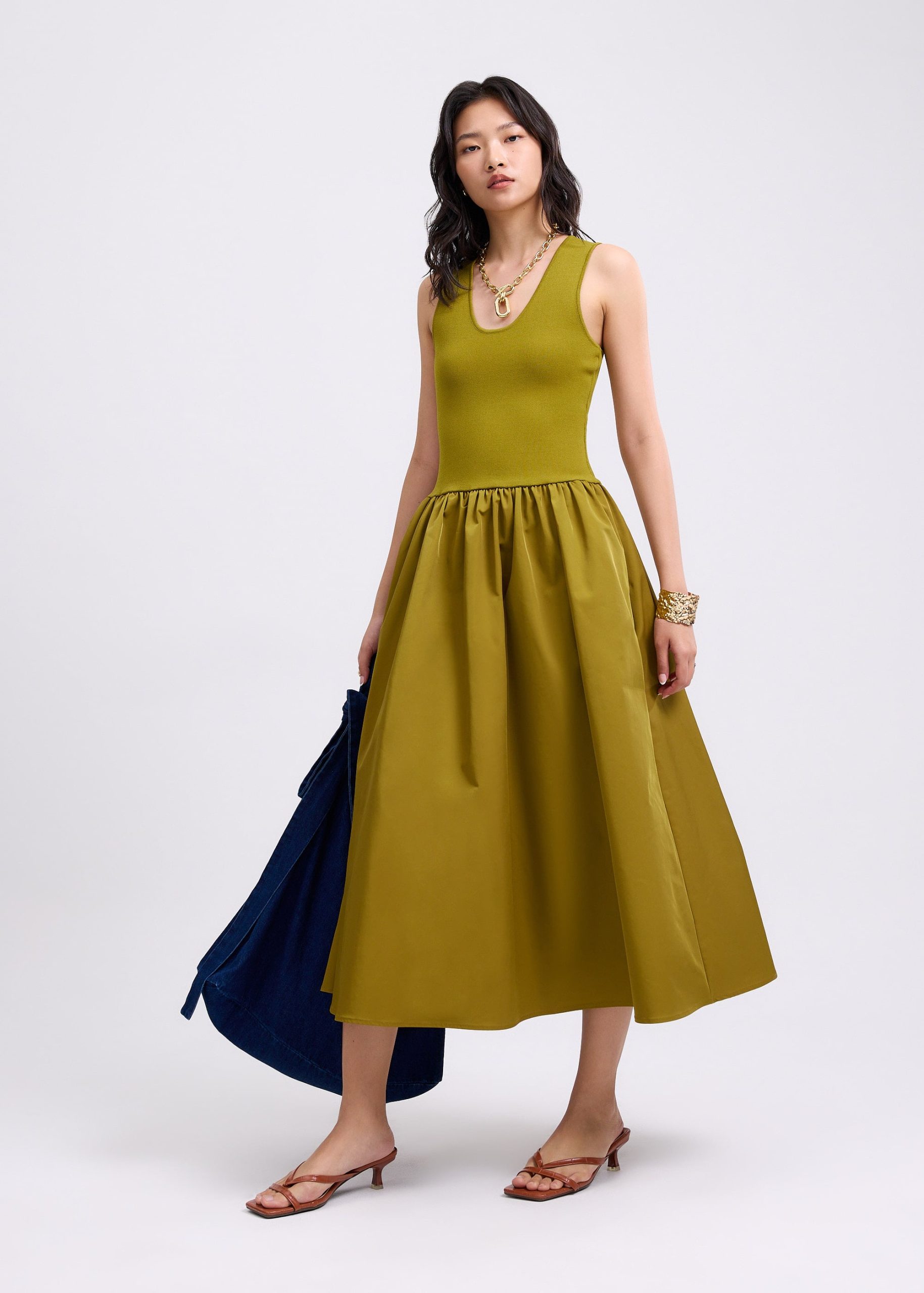 Scoop Neck Drop Waist Midaxi Dress - Image 8