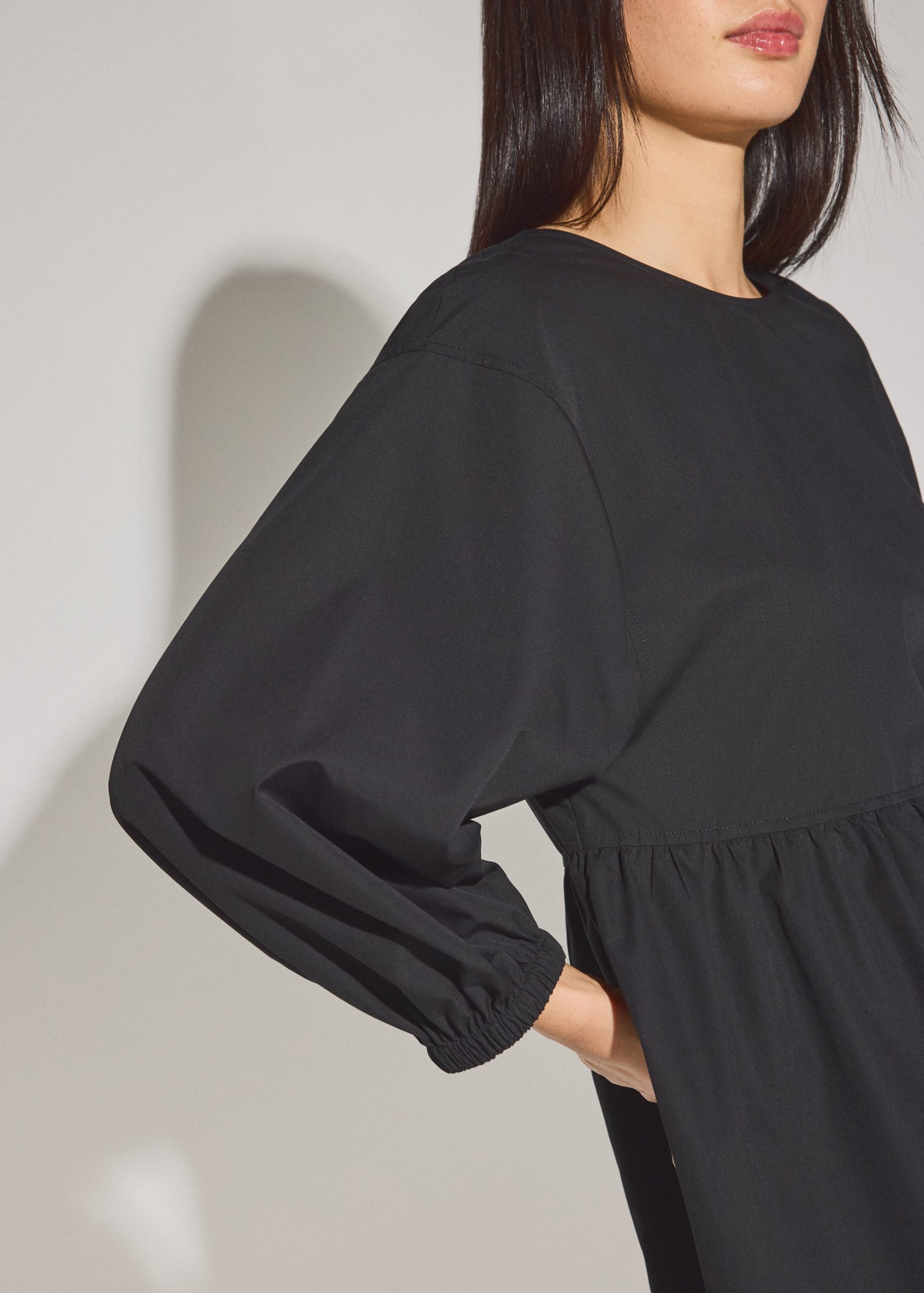 Round Neck Peplum Long Top - Image 7