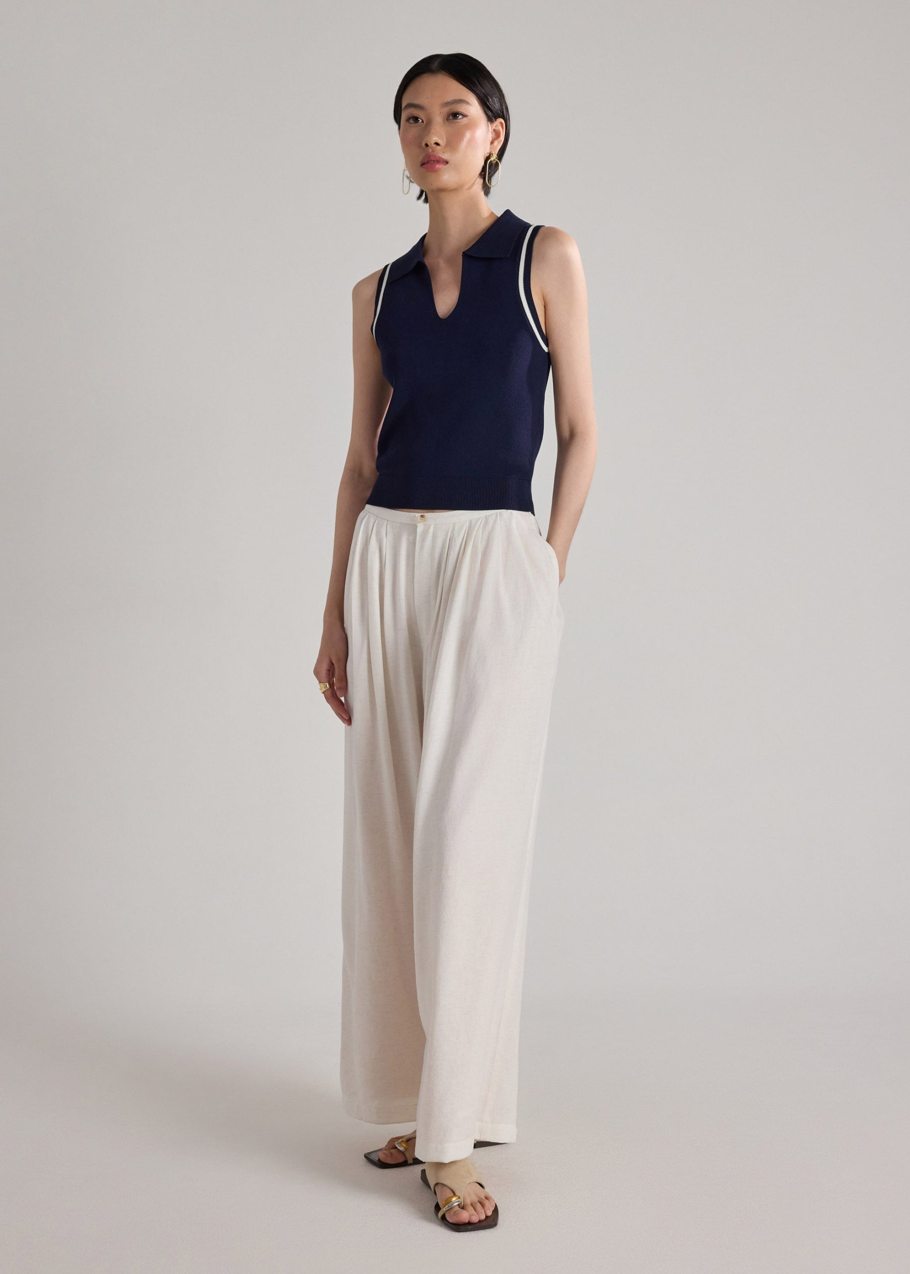 Rora Contrast Knit Polo Top - Image 3