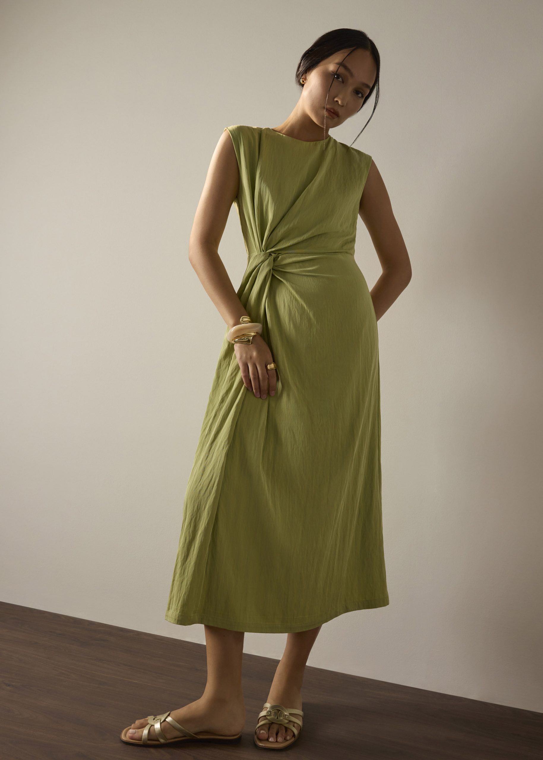 Crinkled Twist Knot Midaxi Dress - Image 11