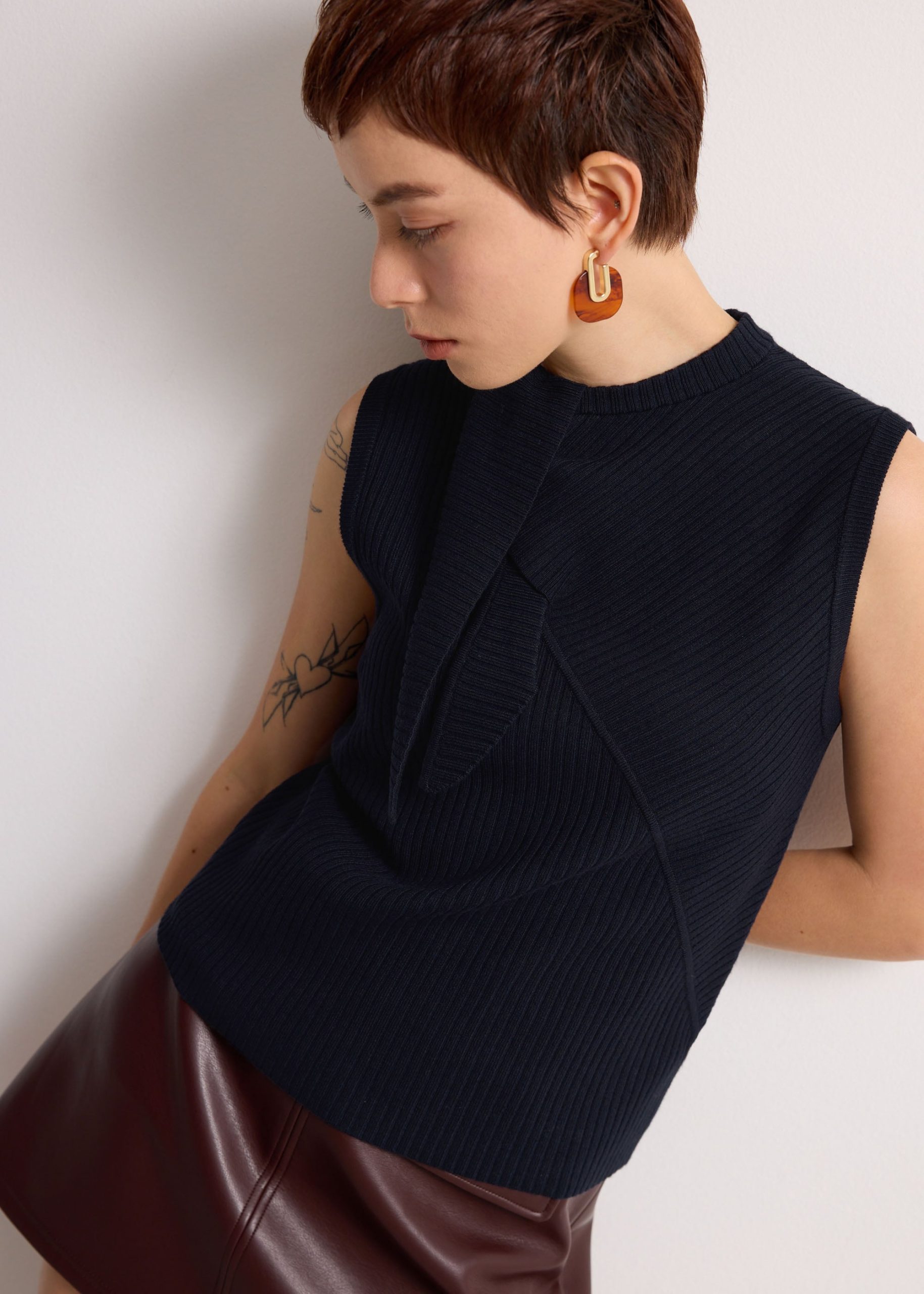 Knit Front Tie Collared Top - Image 8