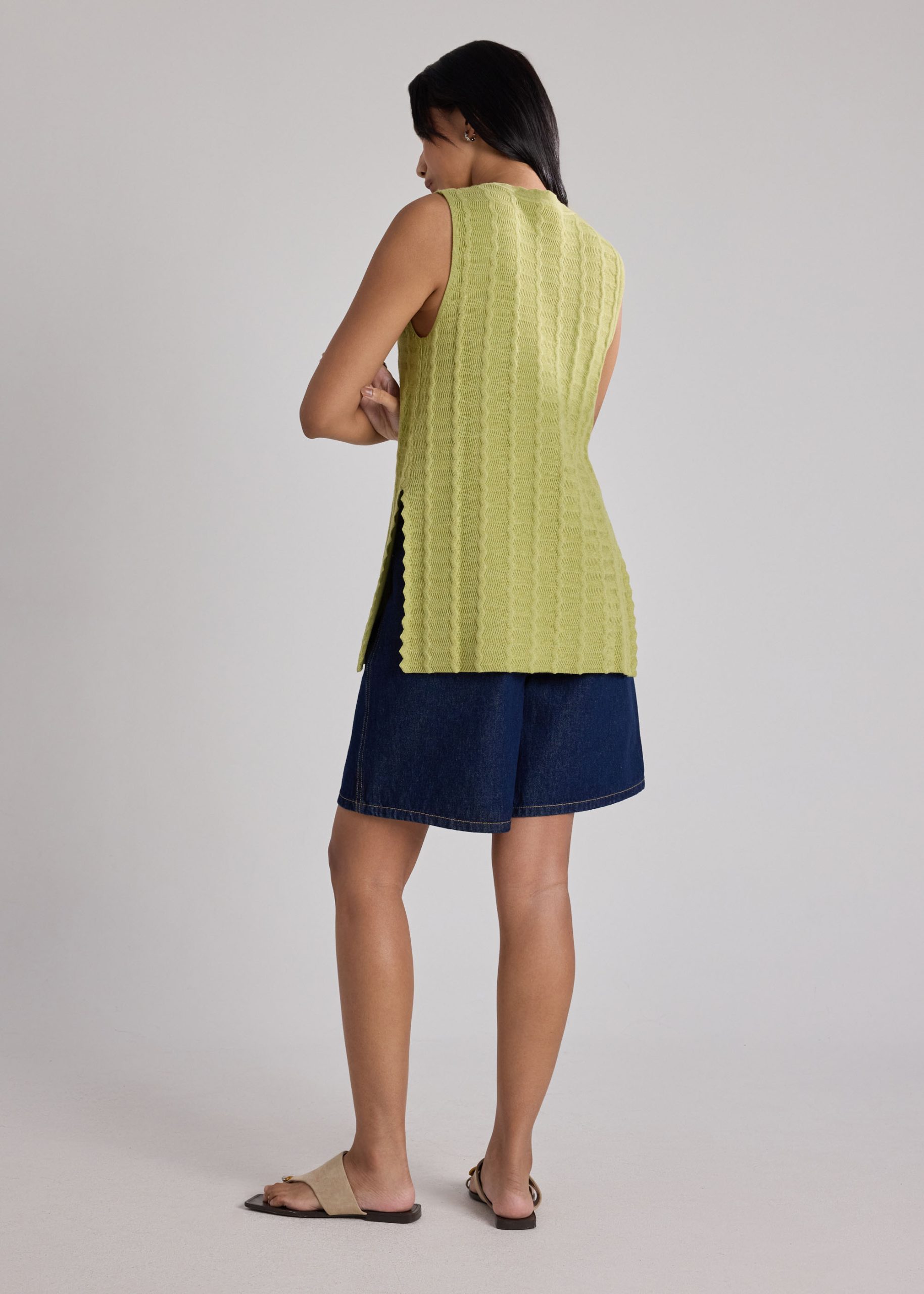 Scallop Edge Textured Knit Tunic Top - Image 15