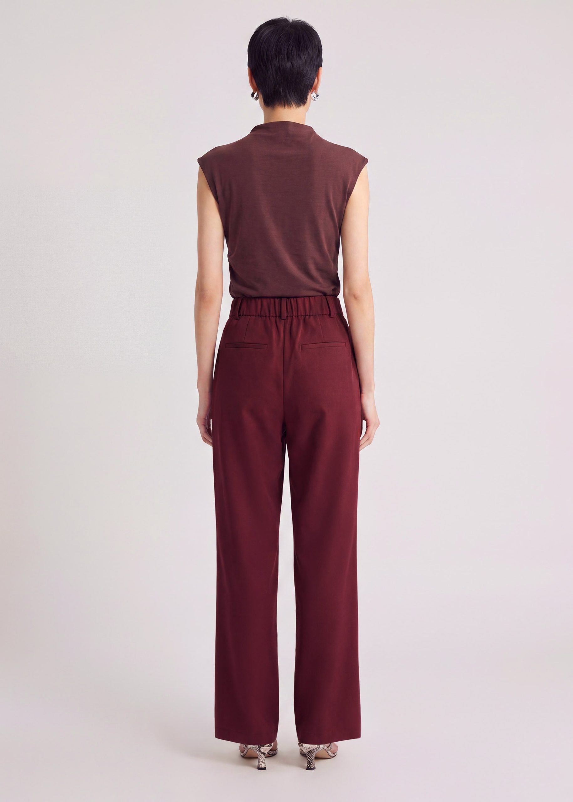 Leggy??Cross Over Pants - Image 10