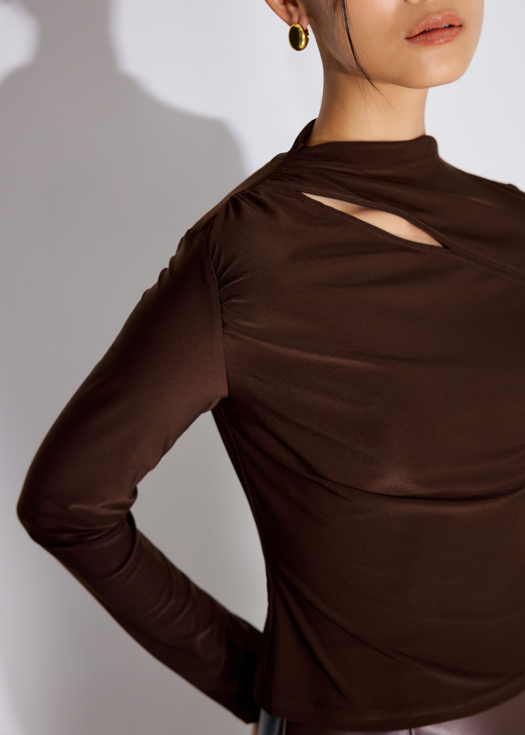 Jersey Asymmetric Cut Out Mock Neck Top - Image 12
