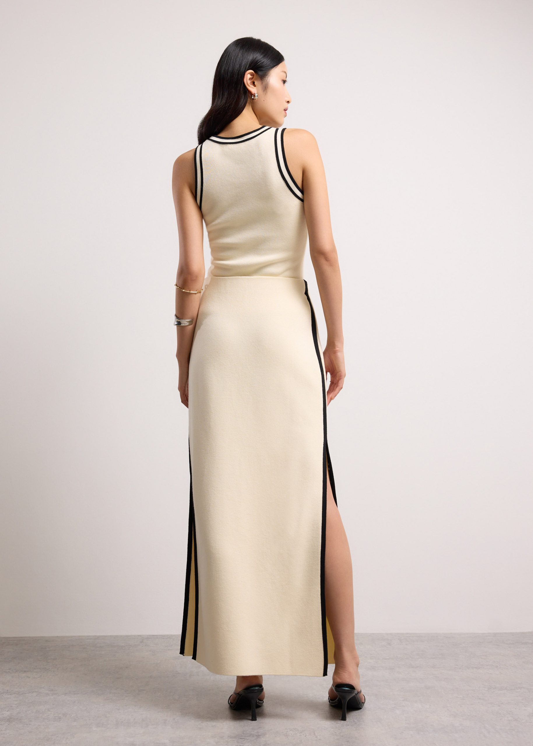 Elastic Knit High Waist Column Maxi Skirt - Image 8